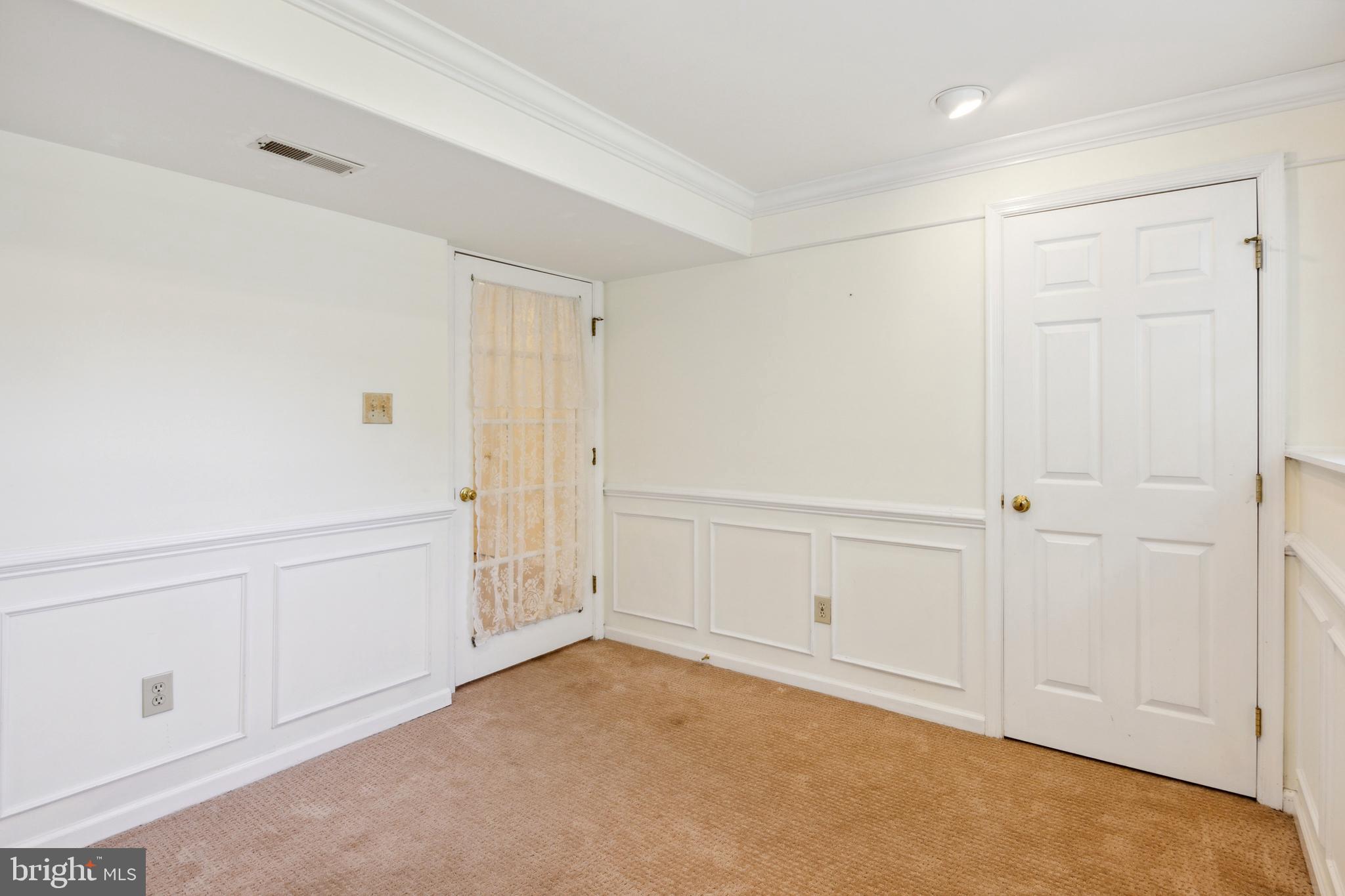 HALLOWELL - Residential Lease