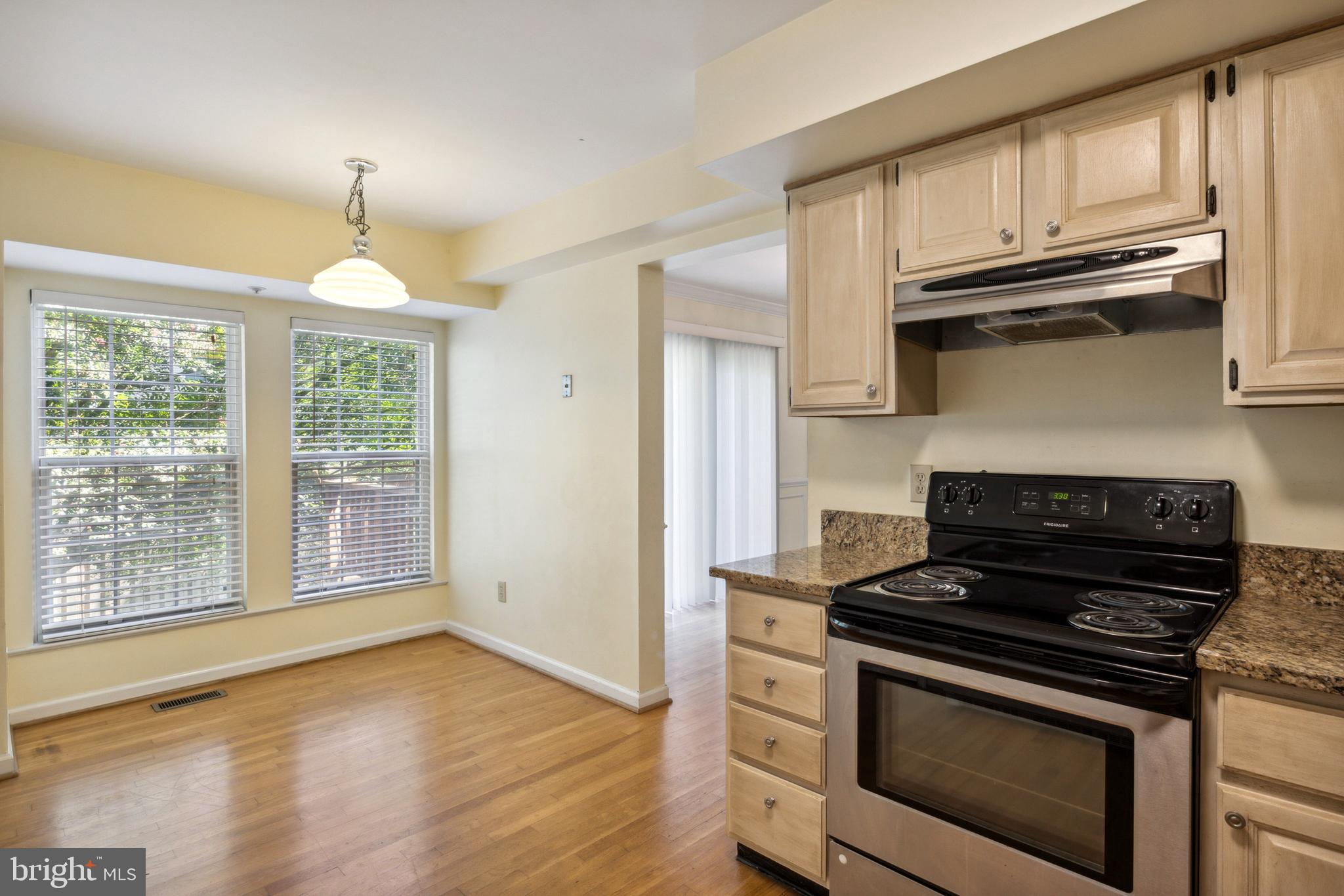 HALLOWELL - Residential Lease