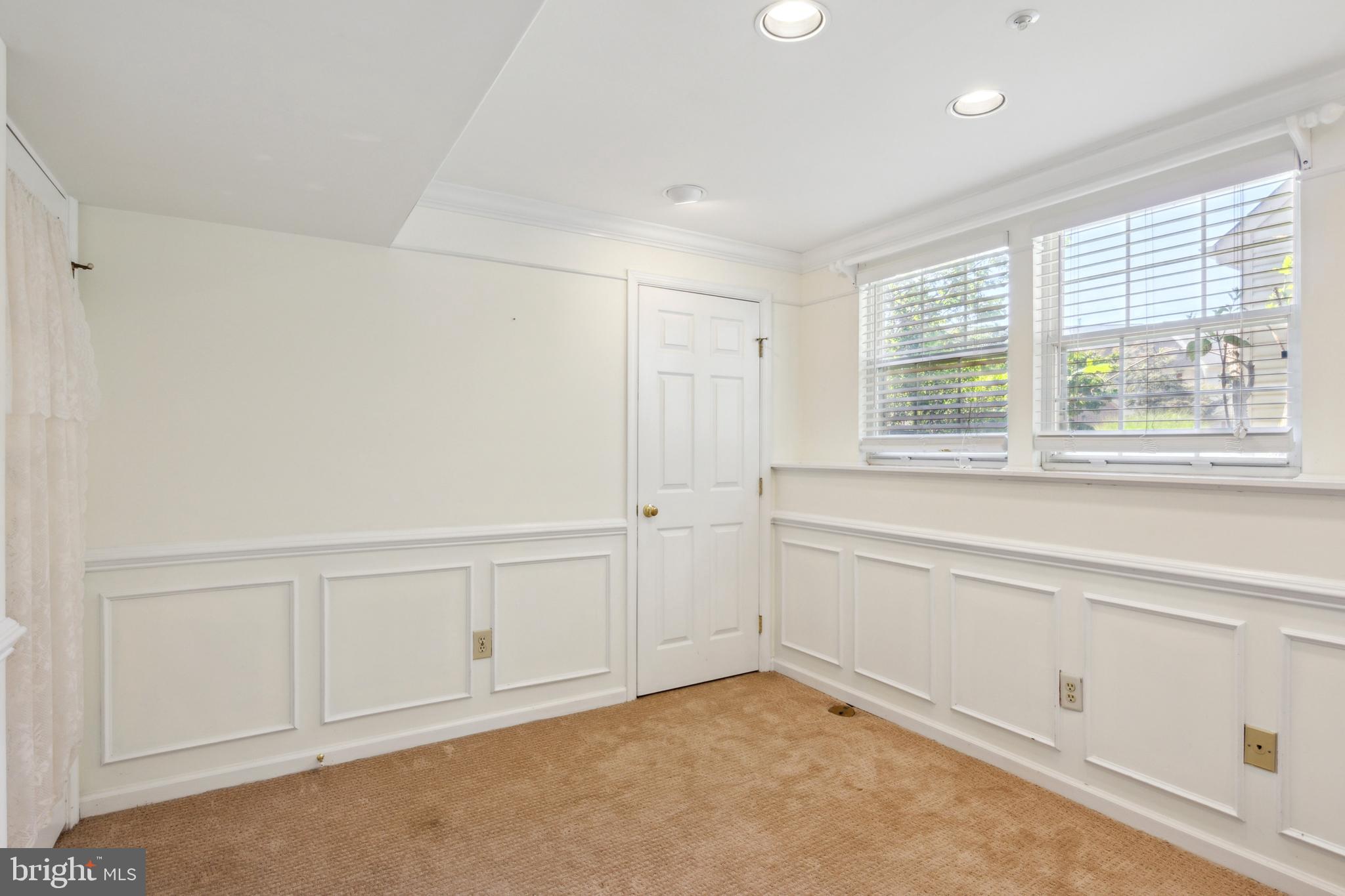 HALLOWELL - Residential Lease