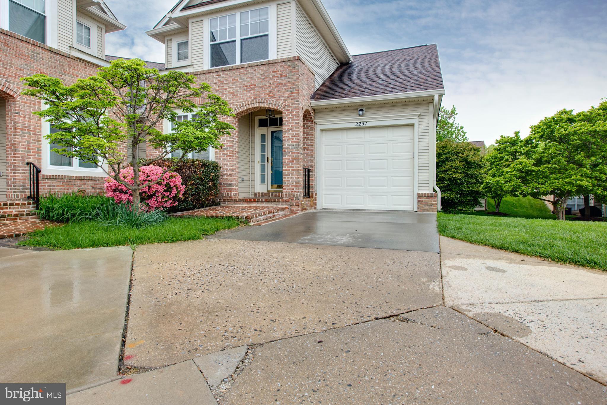 WAVERLY WOODS - Residential