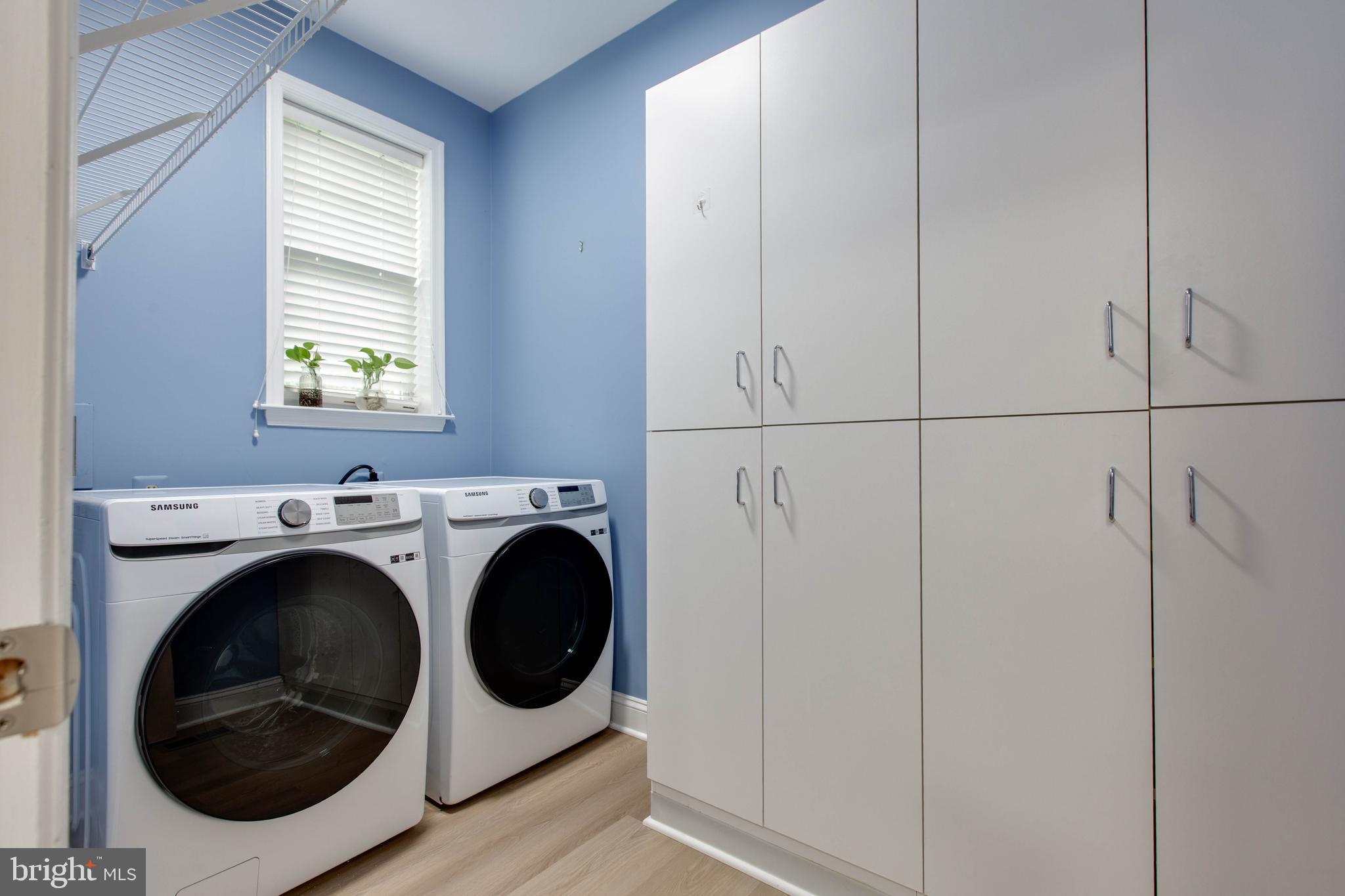 WAVERLY WOODS - Residential