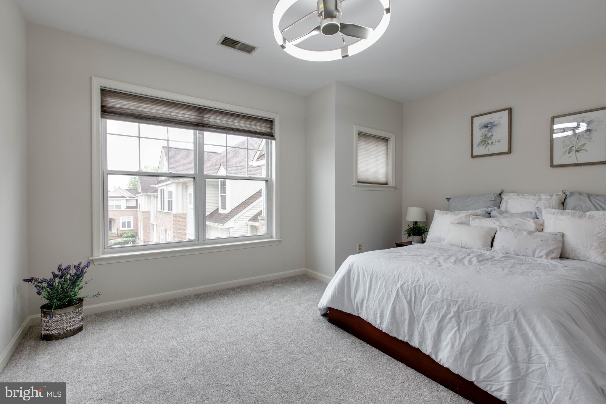 WAVERLY WOODS - Residential