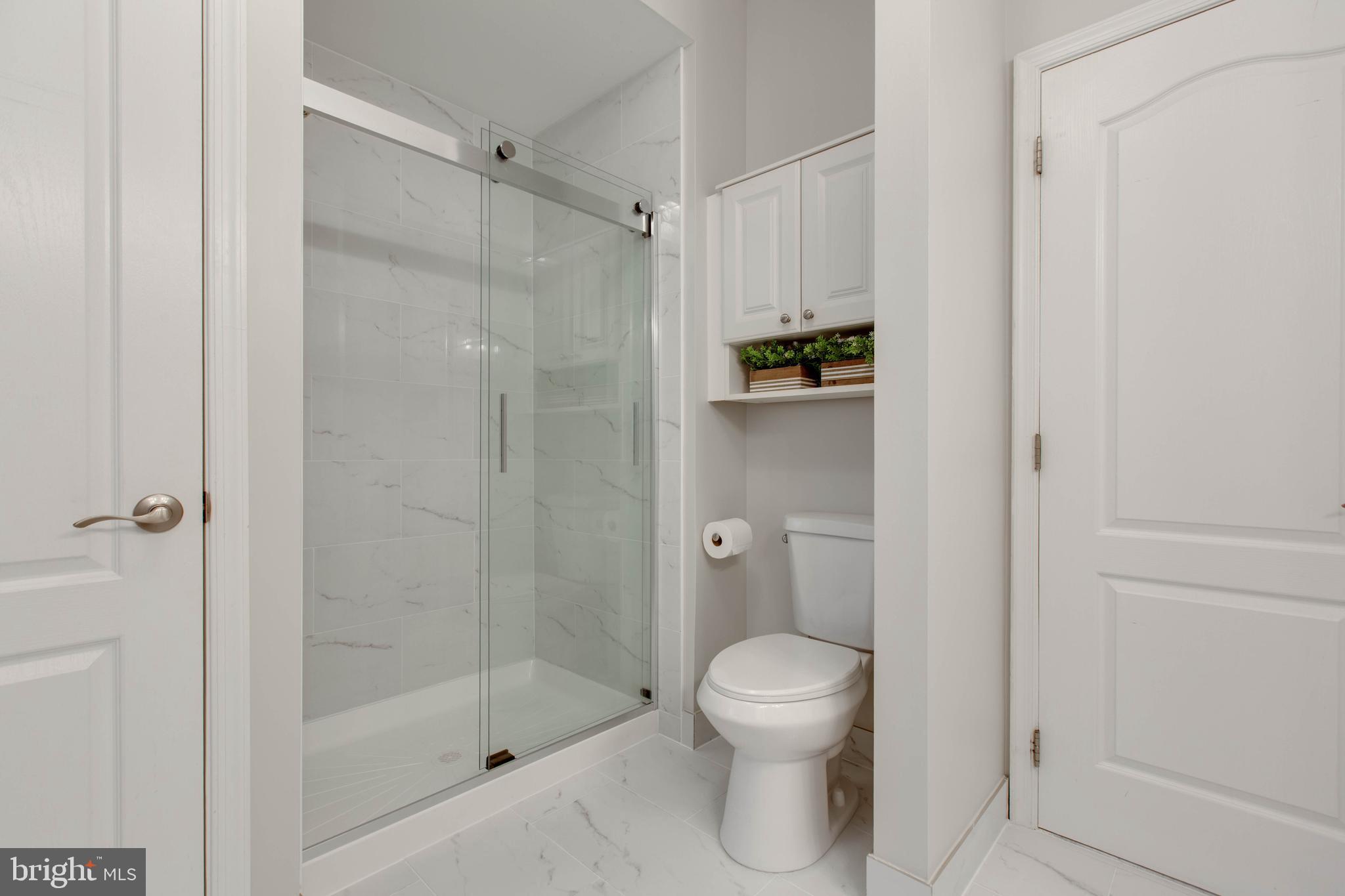 WAVERLY WOODS - Residential