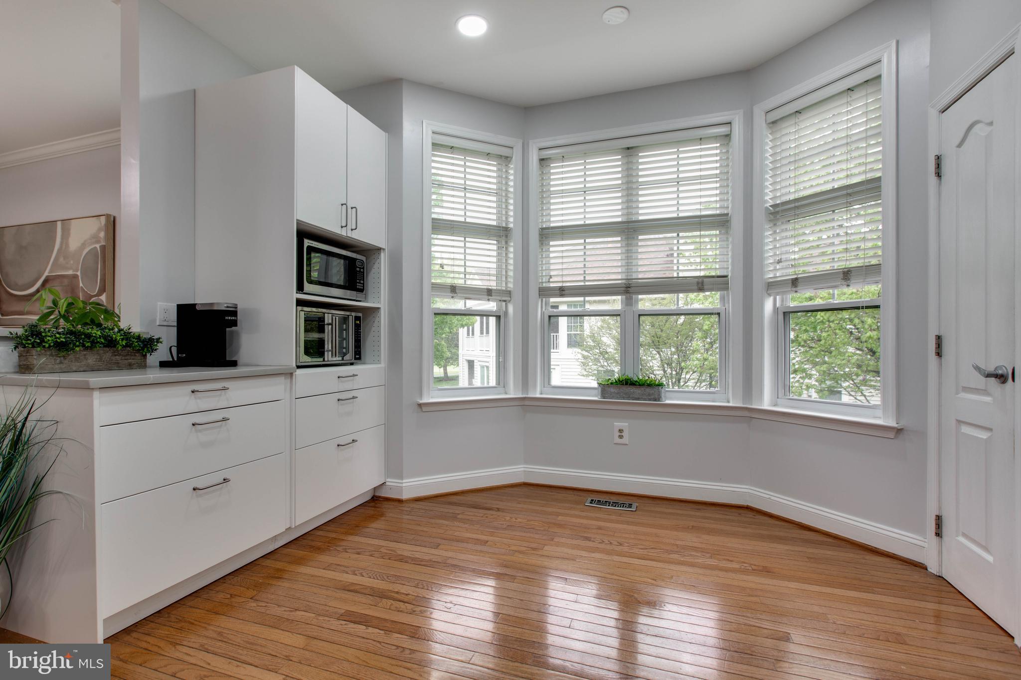 WAVERLY WOODS - Residential