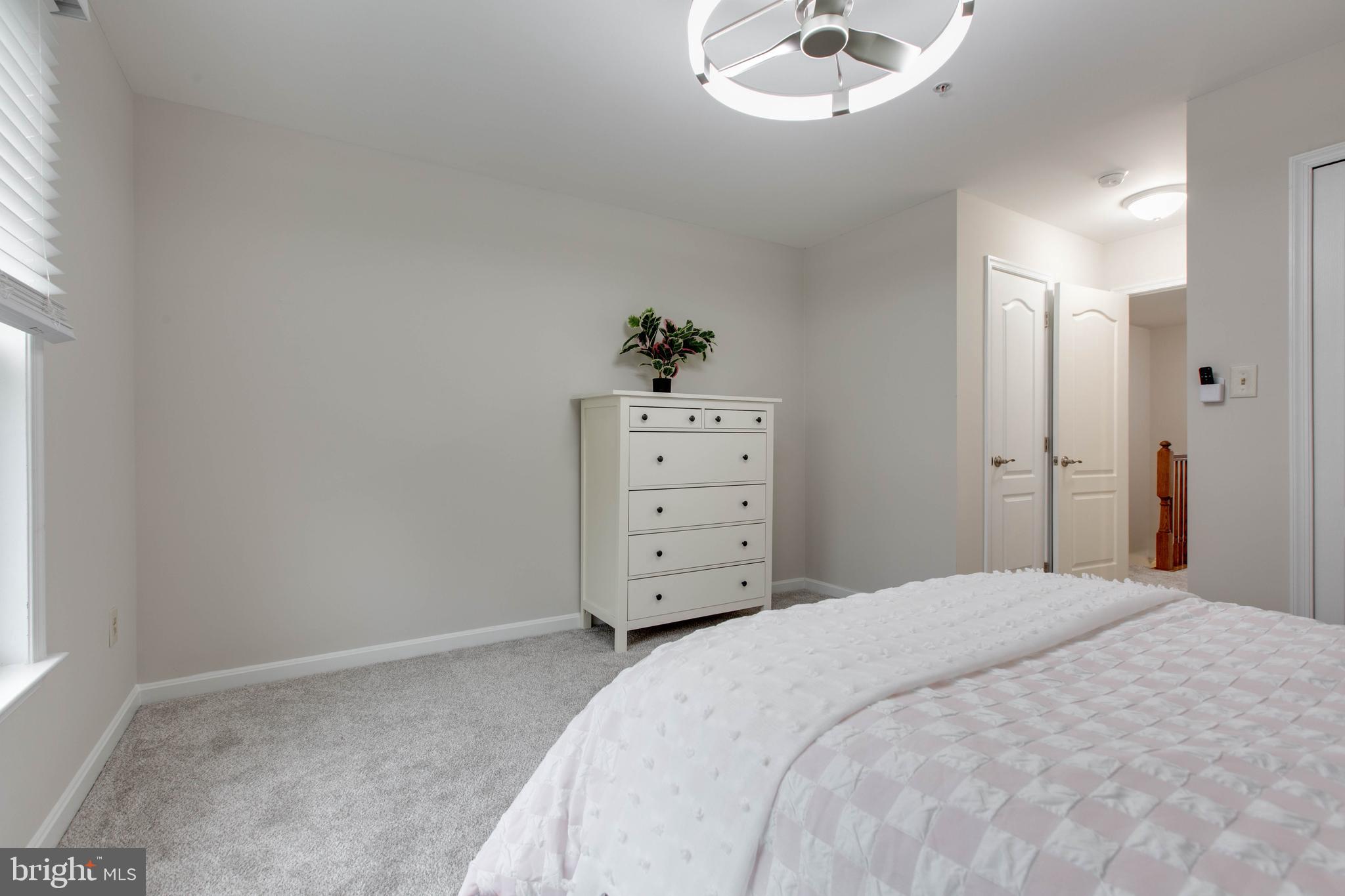 WAVERLY WOODS - Residential