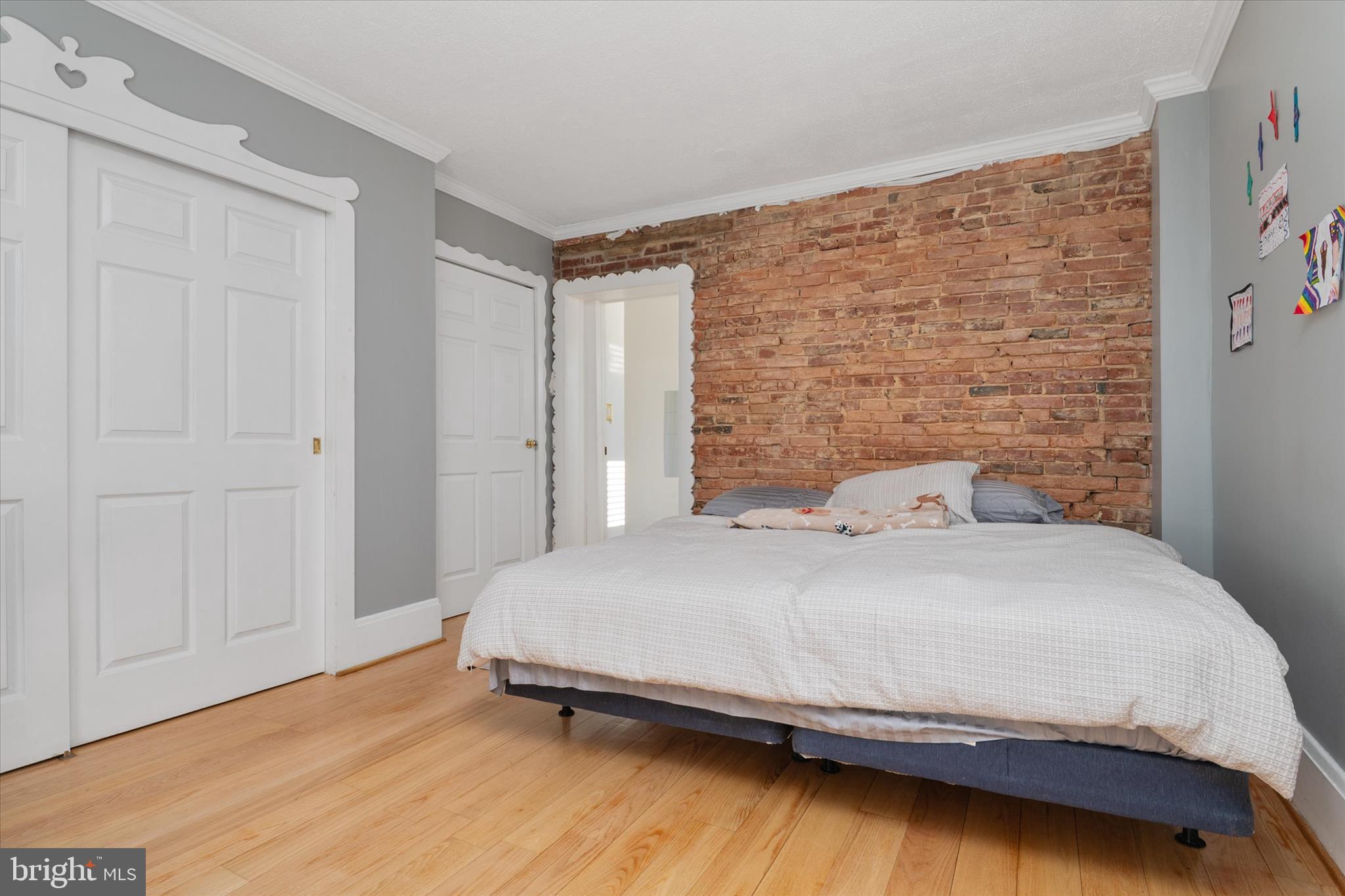 LITTLE ITALY - Residential