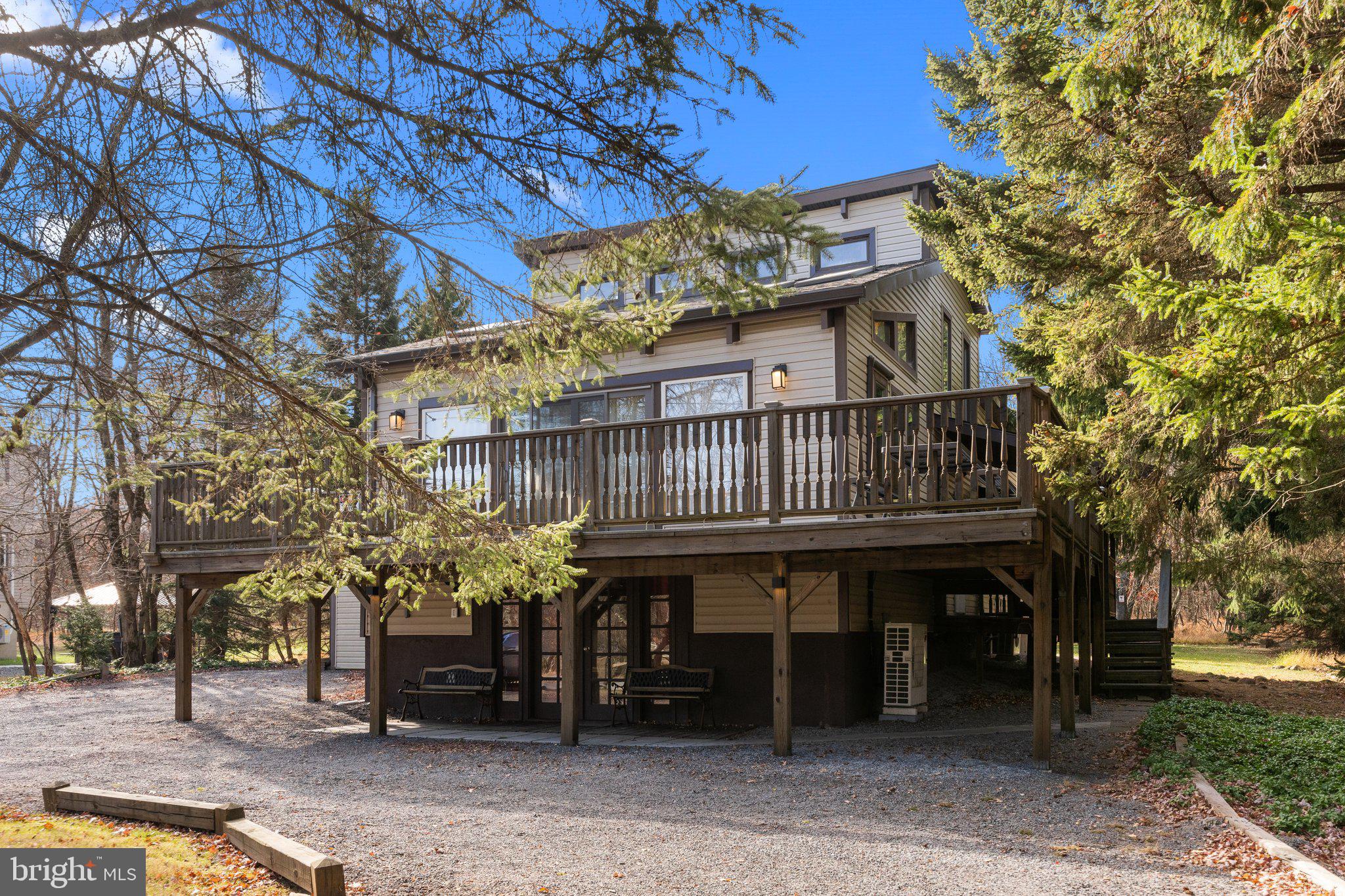 TOWAMENSING TRAILS - Residential