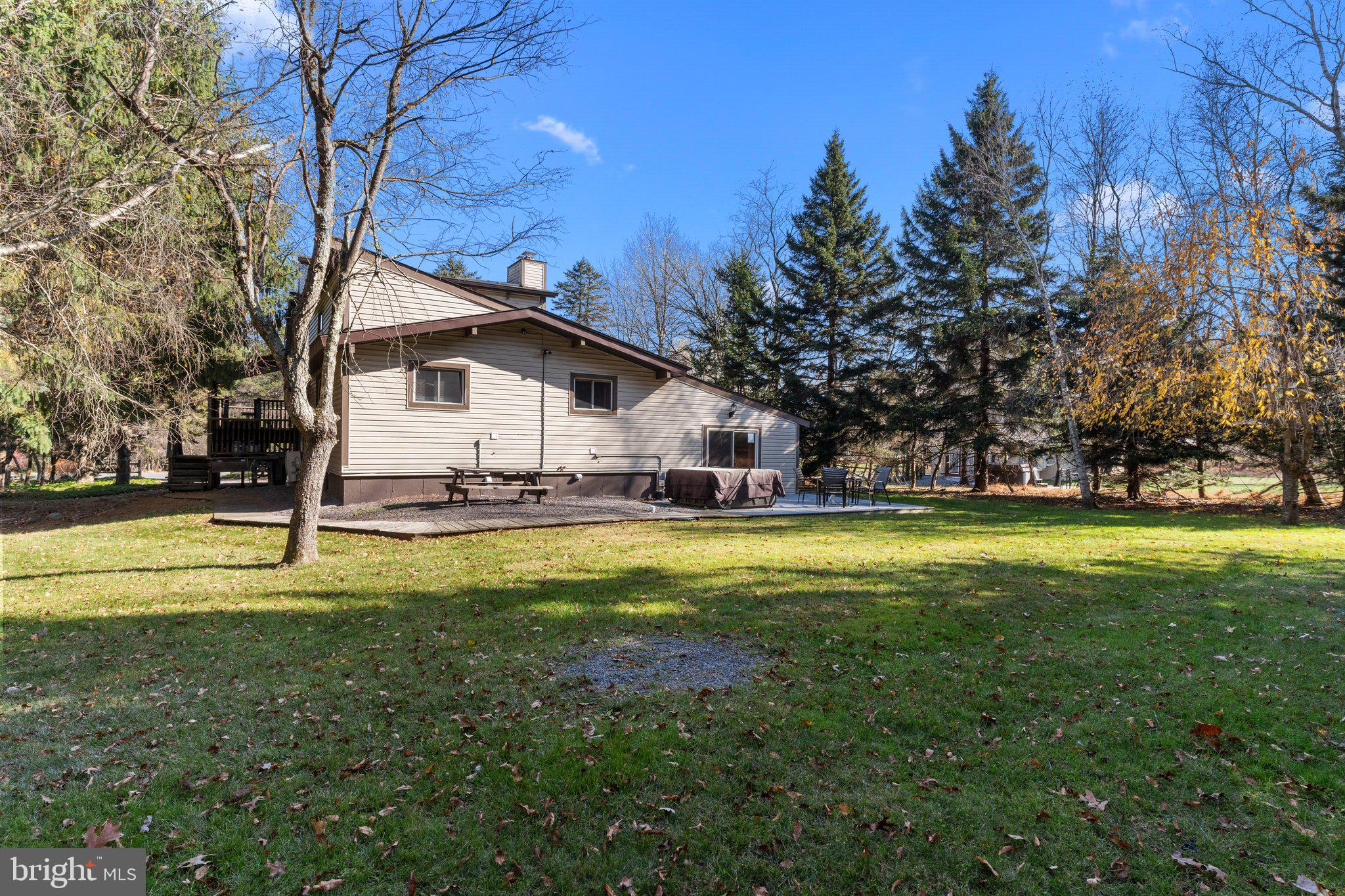 TOWAMENSING TRAILS - Residential