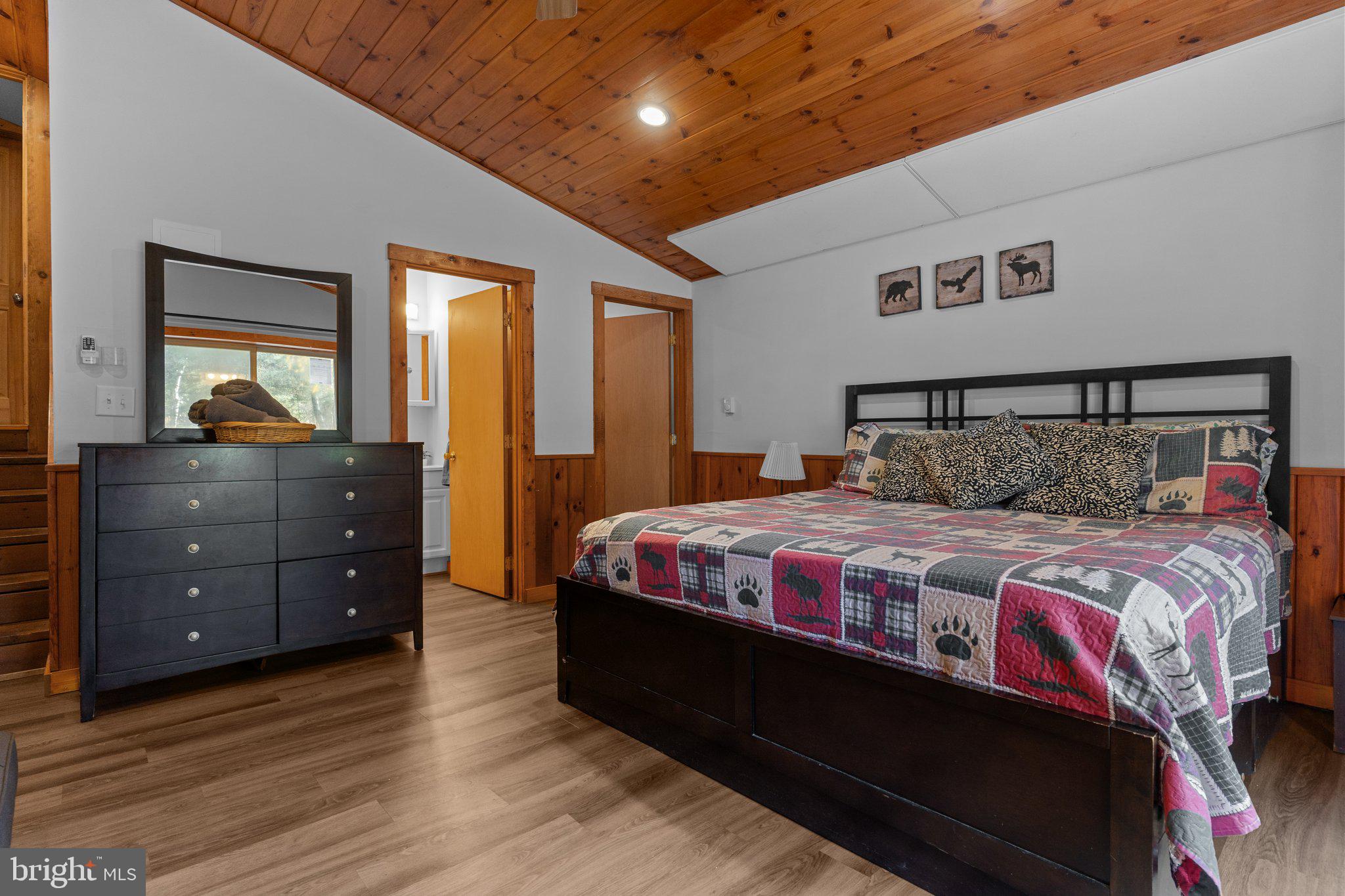 TOWAMENSING TRAILS - Residential