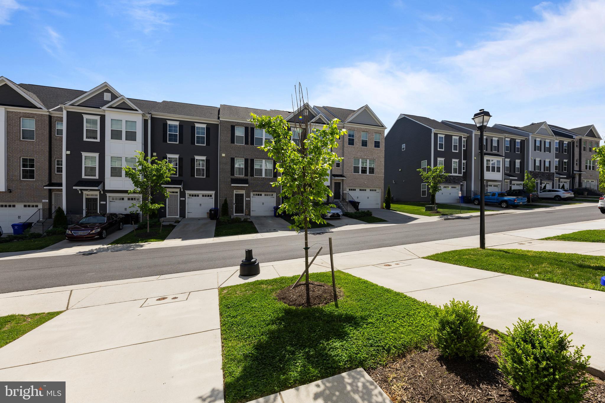 LAUREL OVERLOOK - Residential Lease