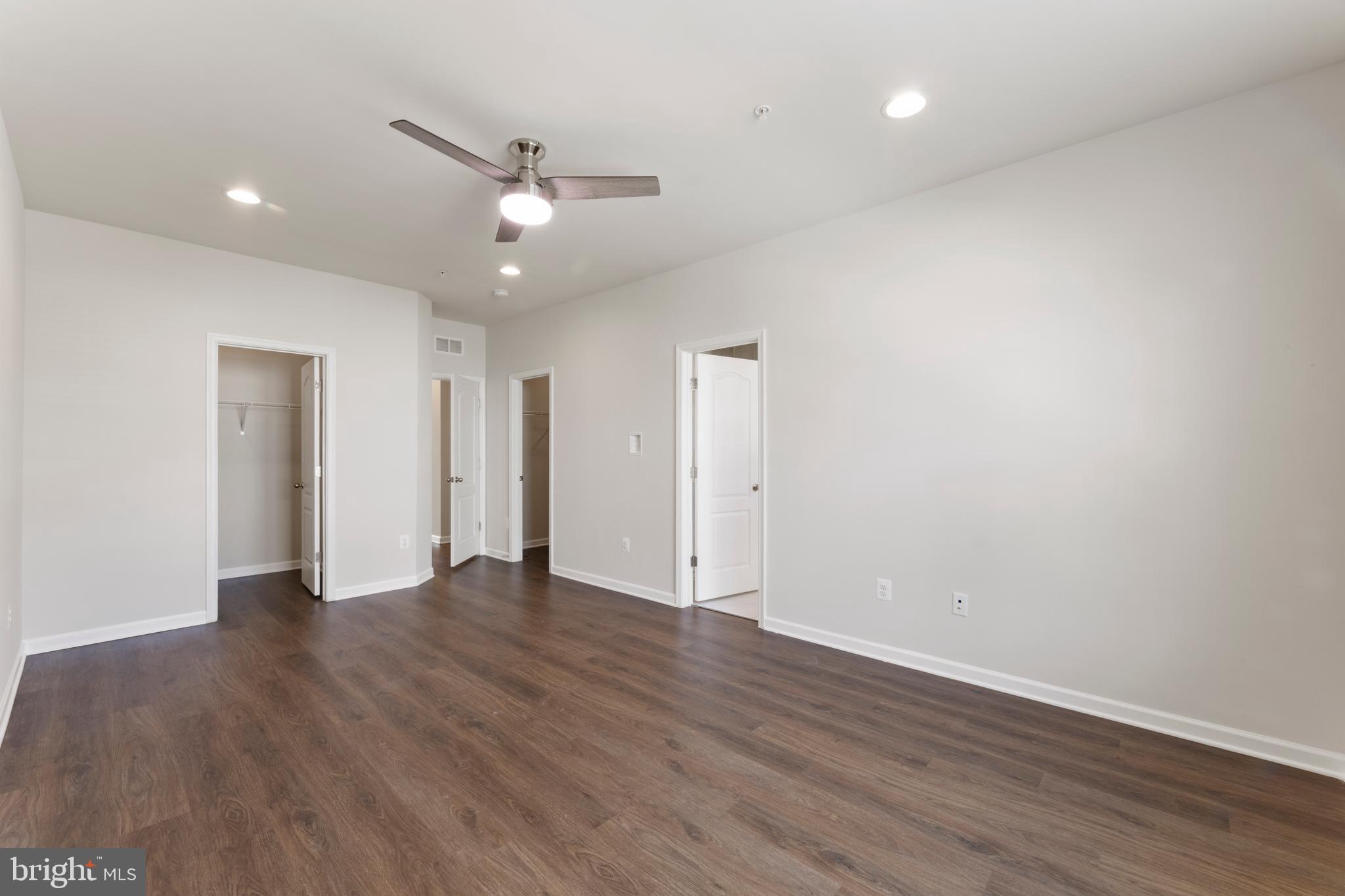 LAUREL OVERLOOK - Residential Lease