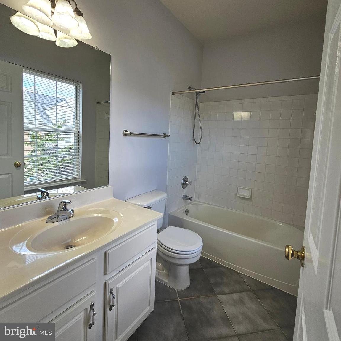 WINDY HILL AT LINCOLNIA - Residential Lease