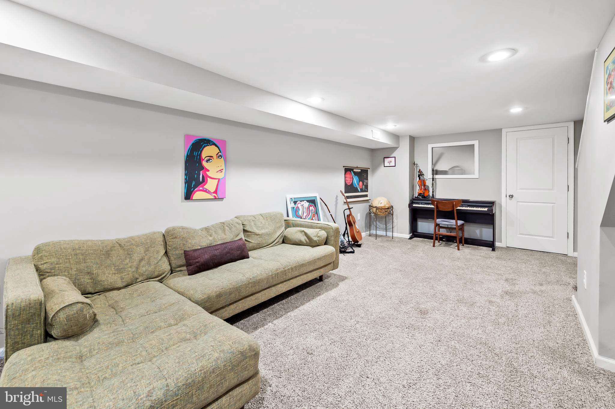 HAMPDEN HISTORIC DISTRICT - Residential