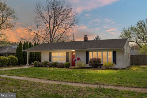 Photo of 81 Kenmar Drive, NEWARK, DE 19713 (MLS # DENC2100698)