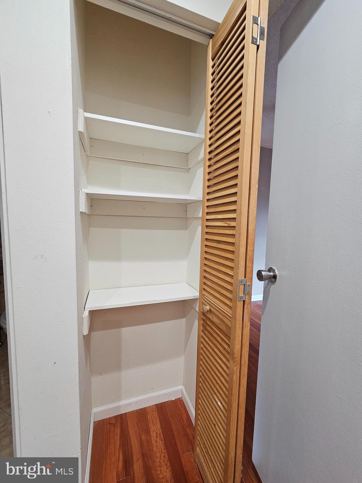 PEMBROOKE - Residential