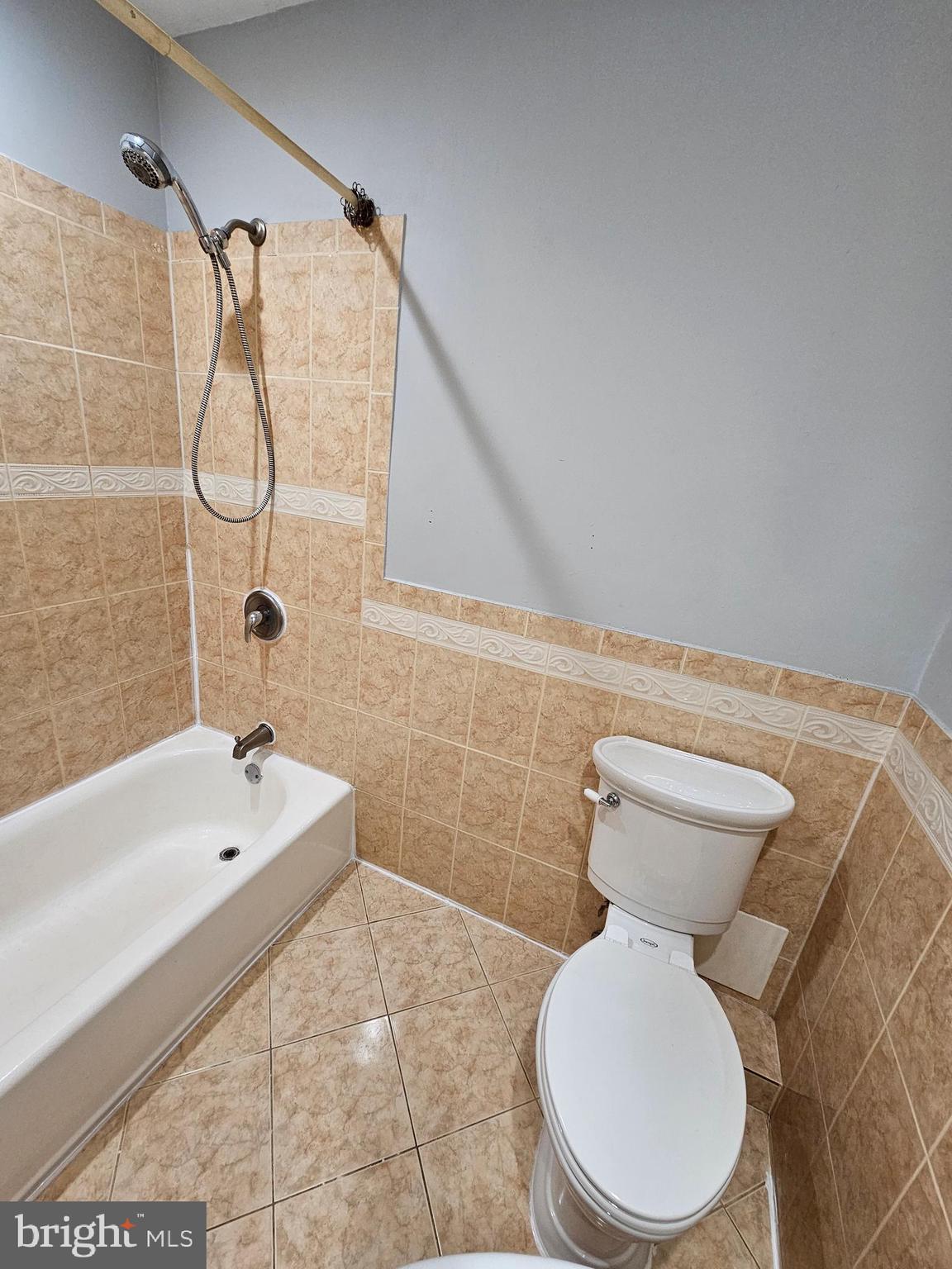 PEMBROOKE - Residential