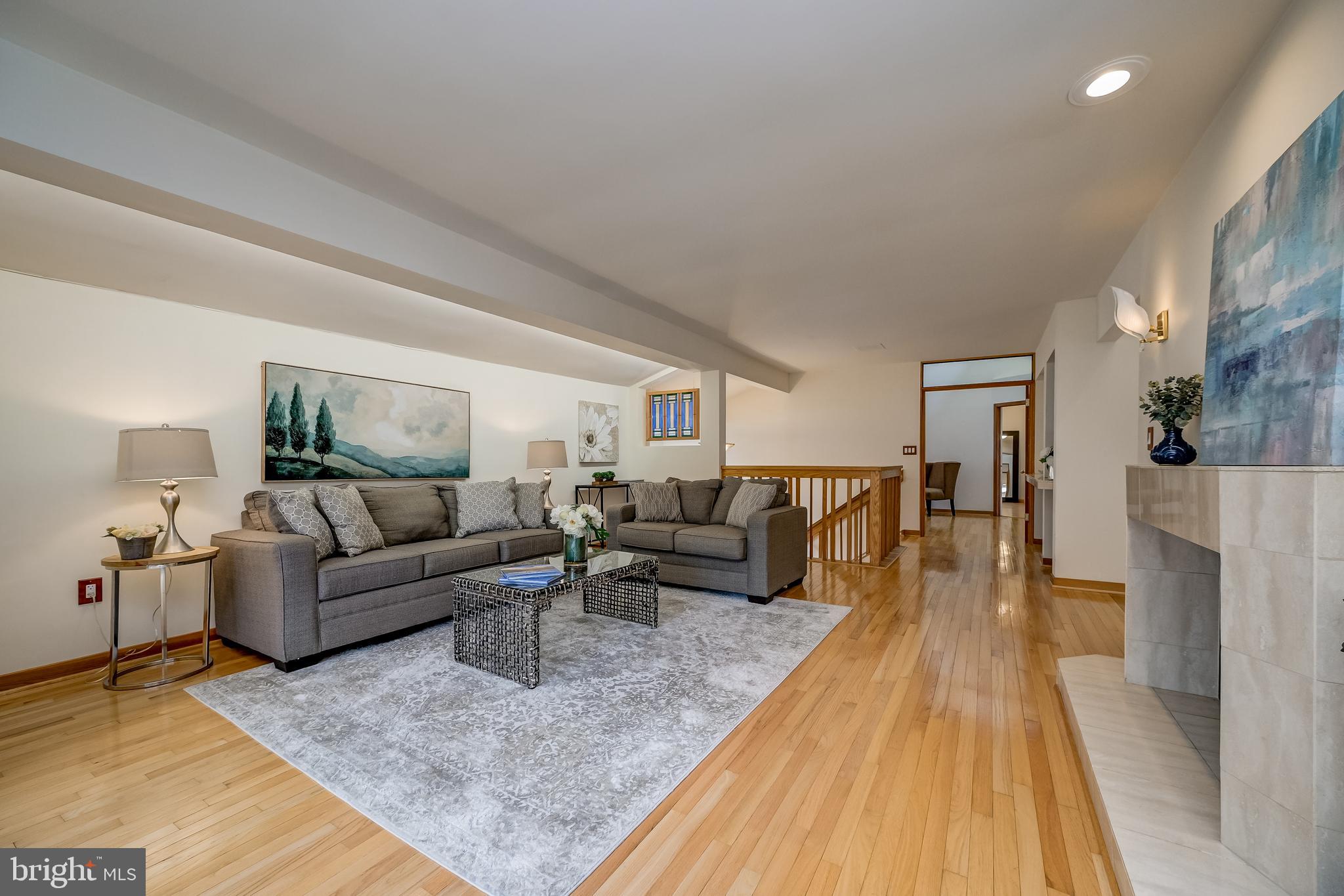 POTOMAC OUTSIDE - Residential