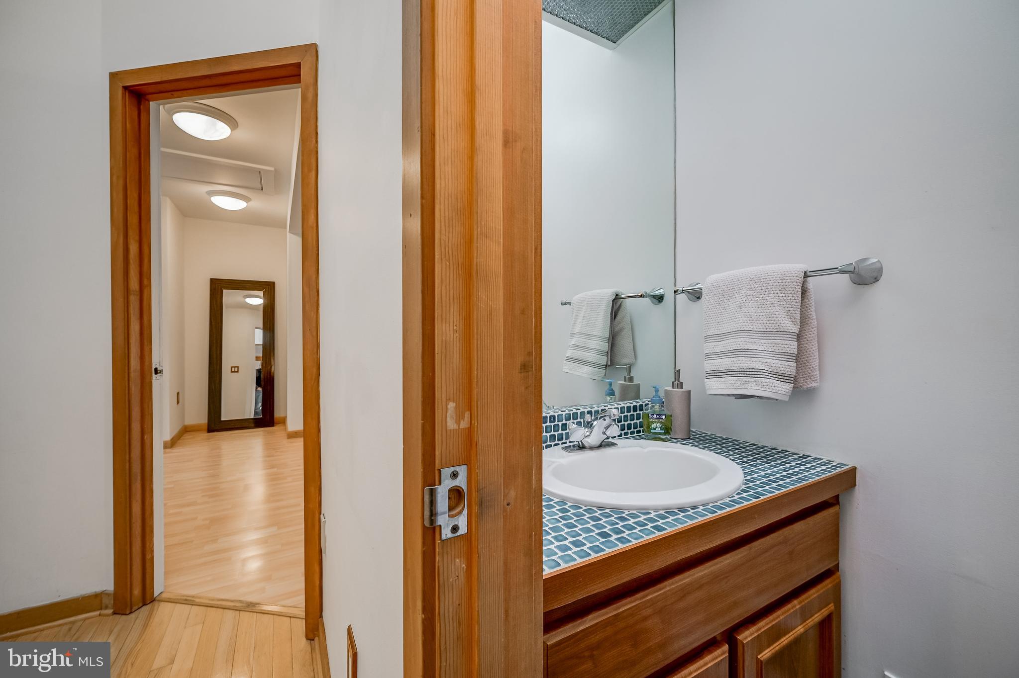 POTOMAC OUTSIDE - Residential