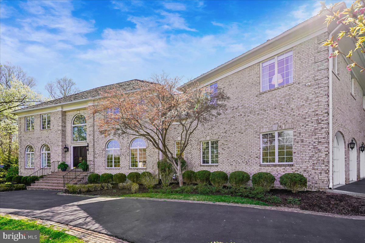 GEORGETOWN PLACE - Residential