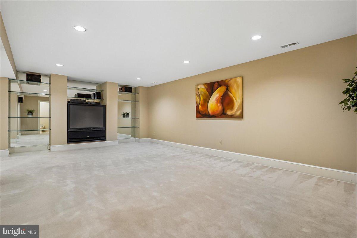 GEORGETOWN PLACE - Residential