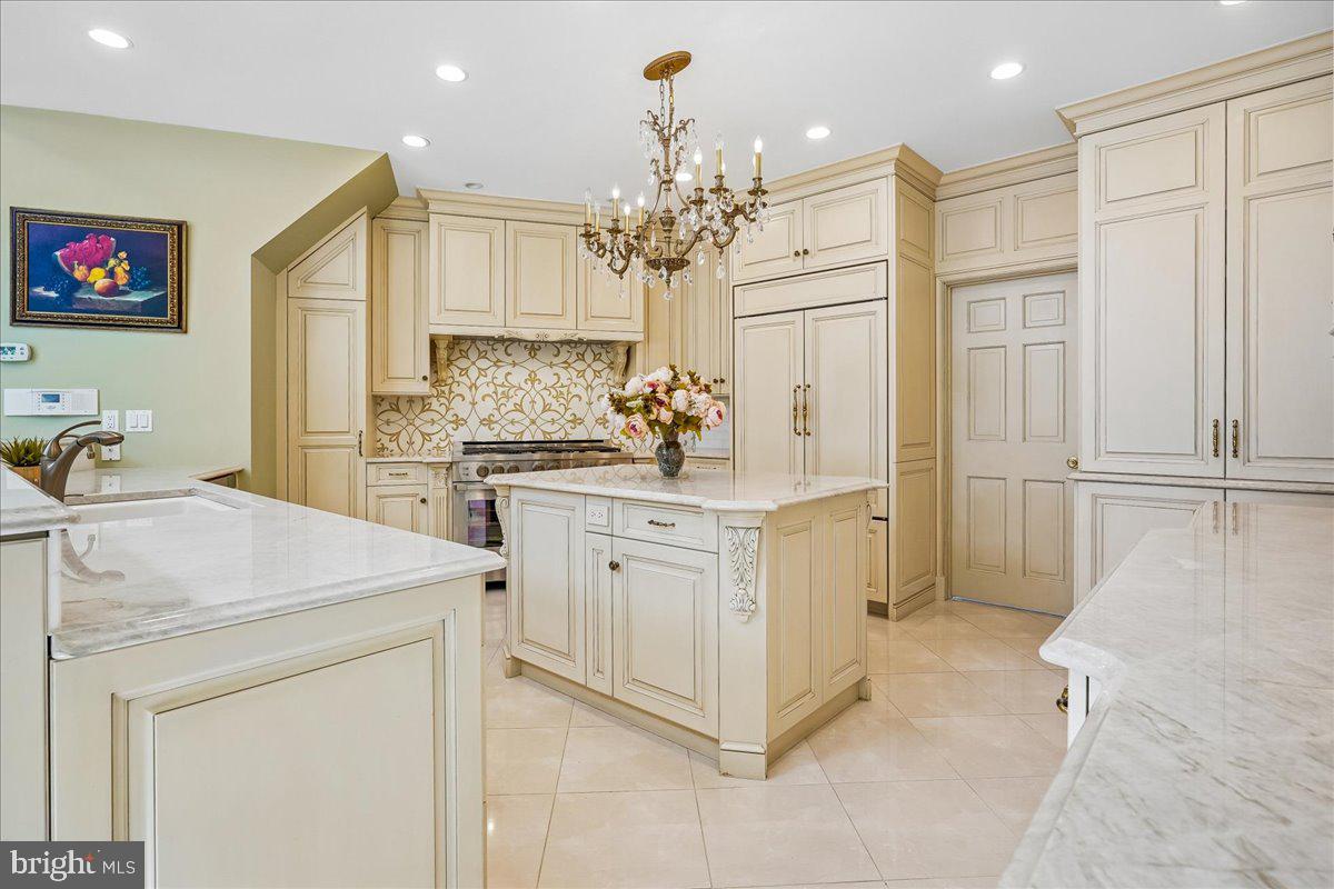 GEORGETOWN PLACE - Residential