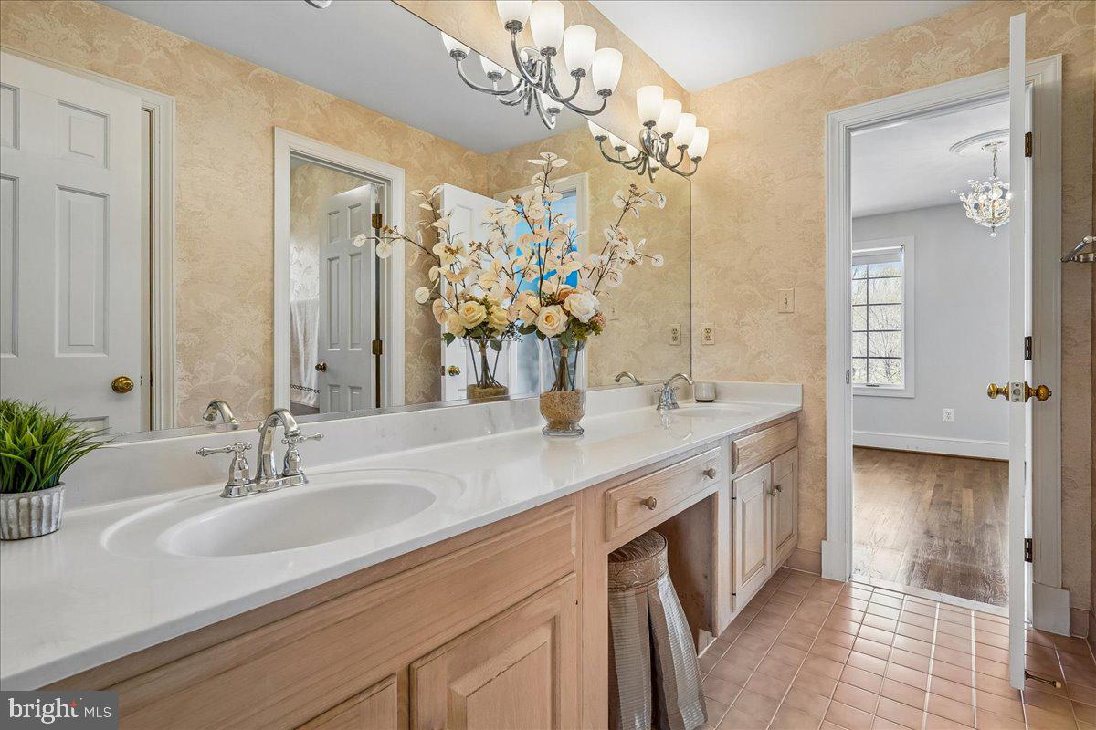 GEORGETOWN PLACE - Residential