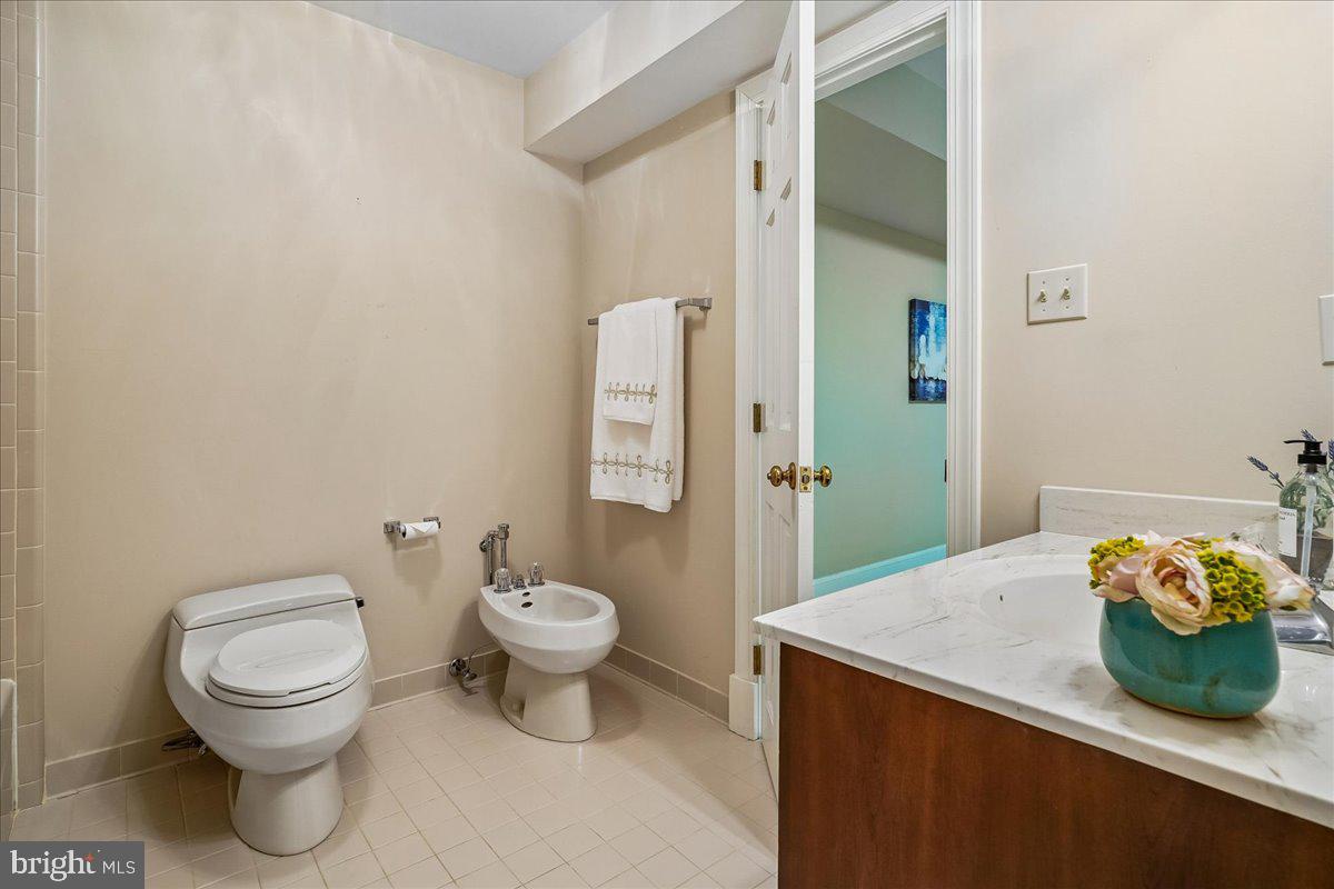 GEORGETOWN PLACE - Residential