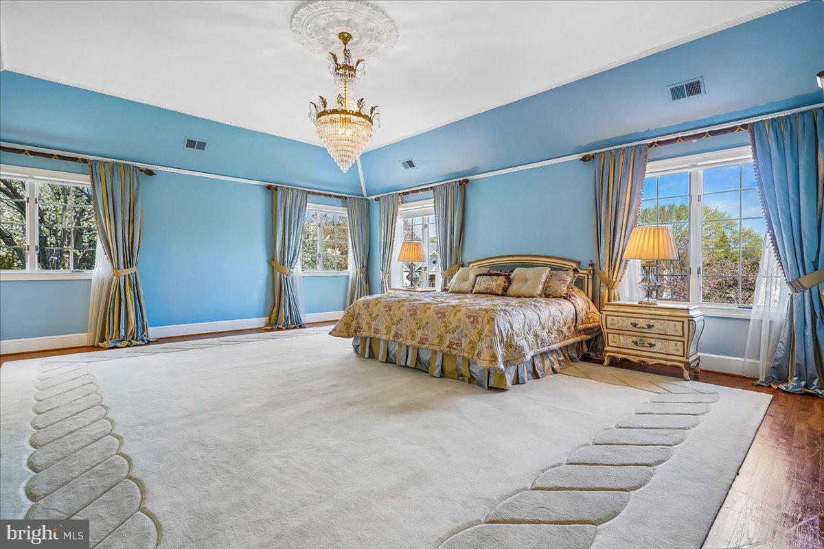 GEORGETOWN PLACE - Residential