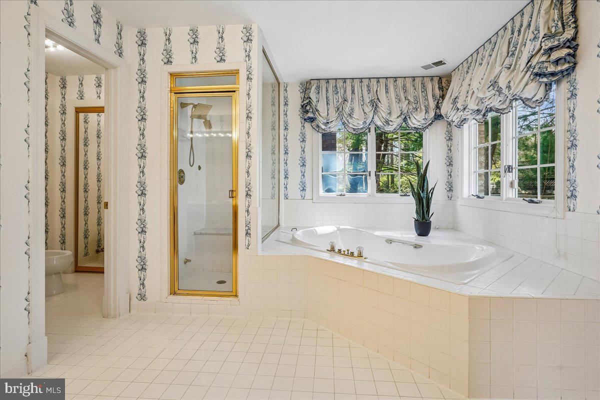 GEORGETOWN PLACE - Residential