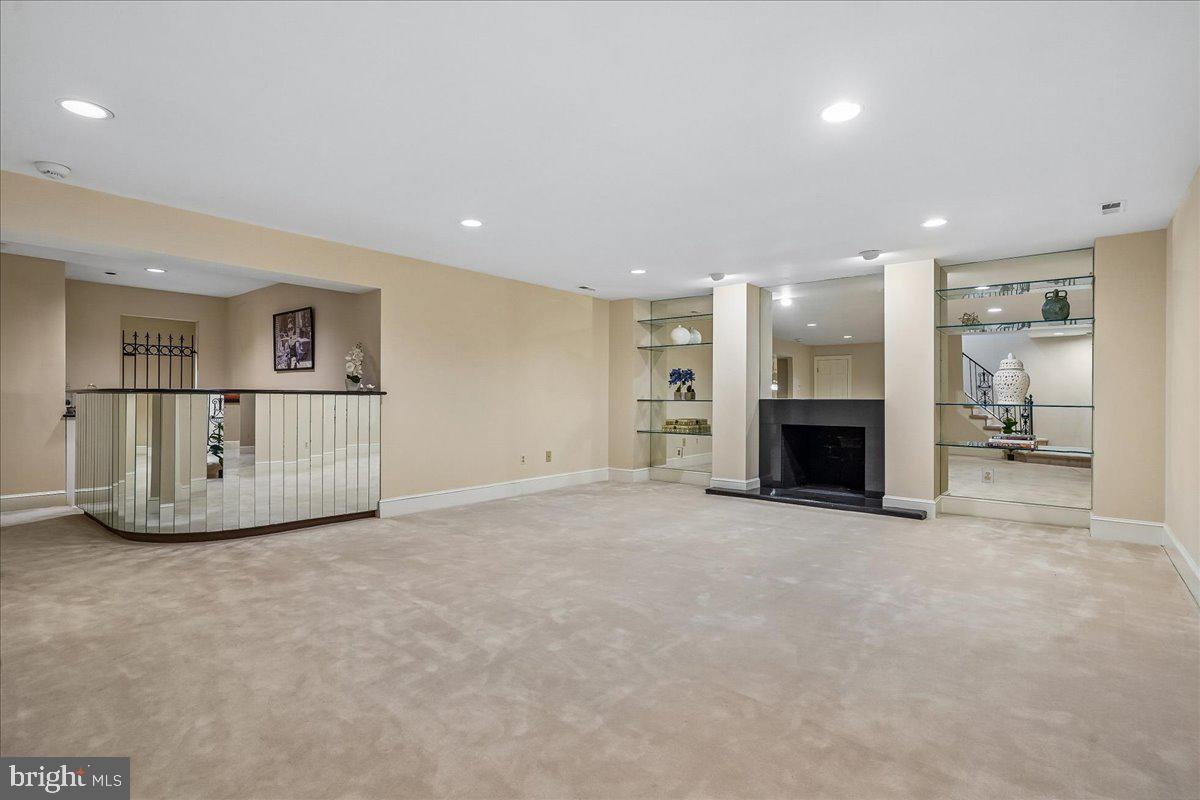 GEORGETOWN PLACE - Residential