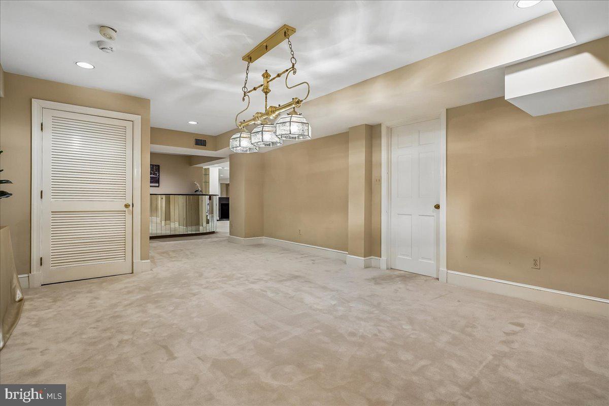 GEORGETOWN PLACE - Residential