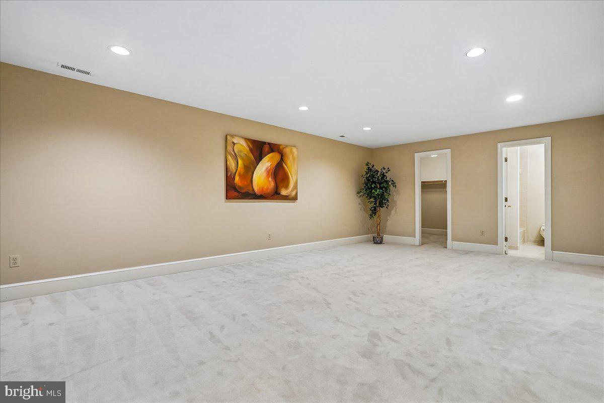 GEORGETOWN PLACE - Residential