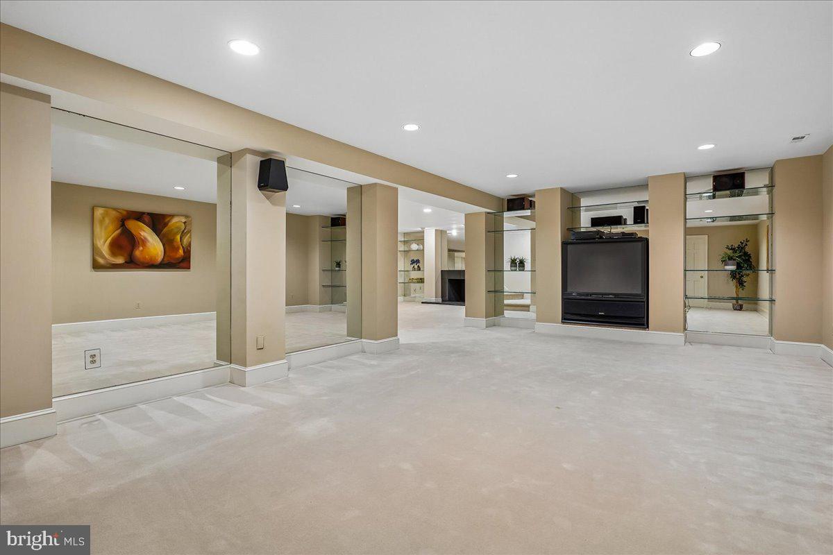 GEORGETOWN PLACE - Residential