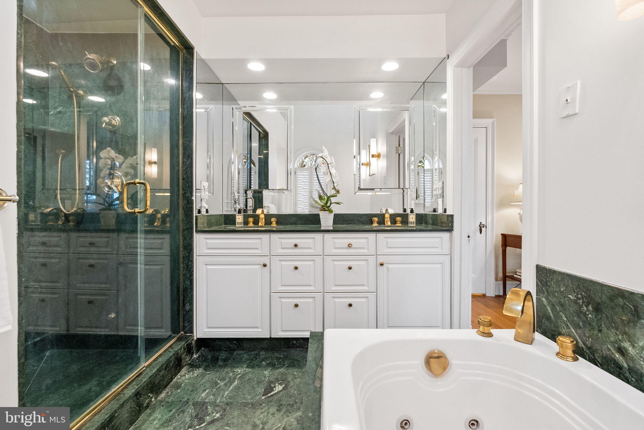 WESLEY HEIGHTS - Residential