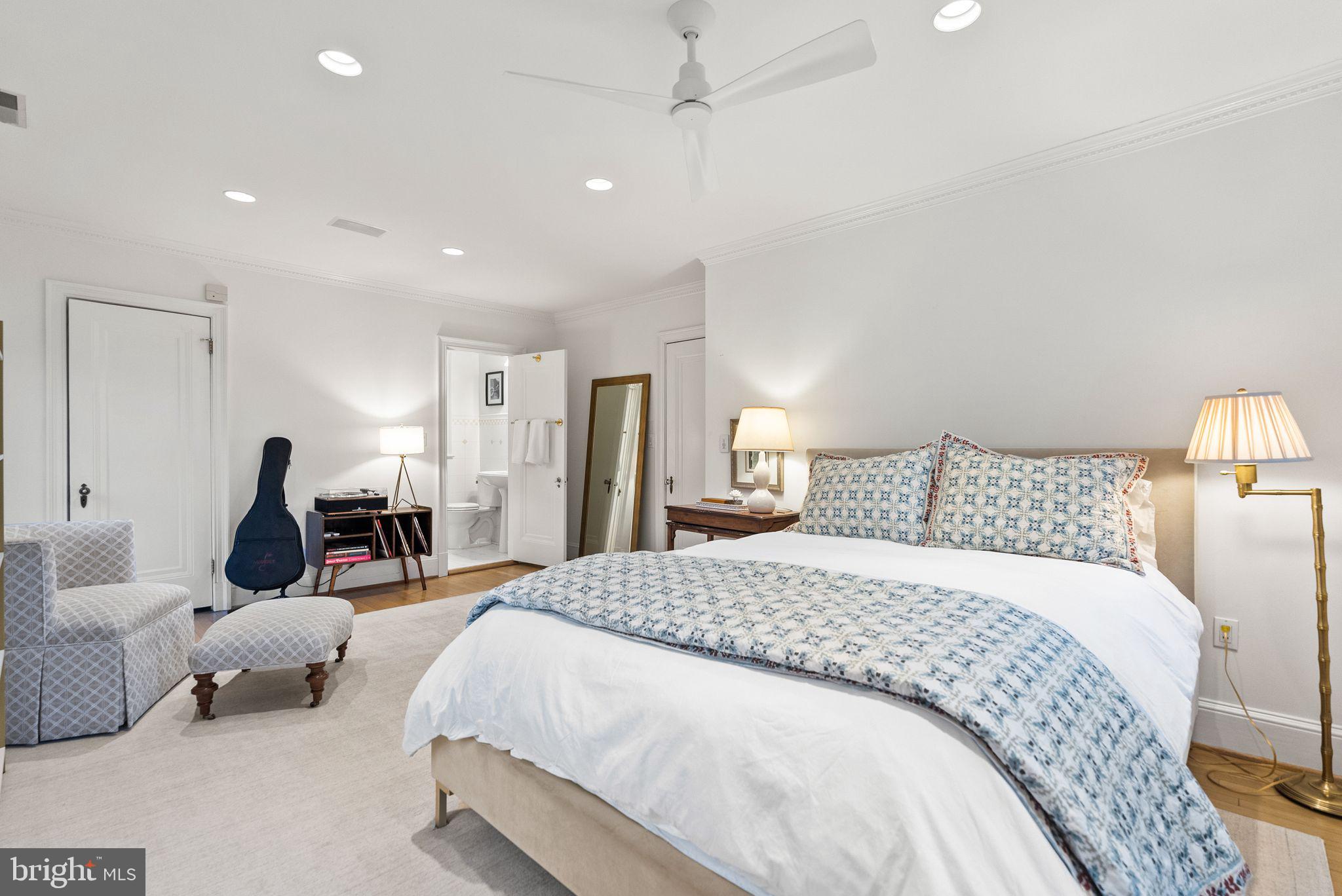 WESLEY HEIGHTS - Residential