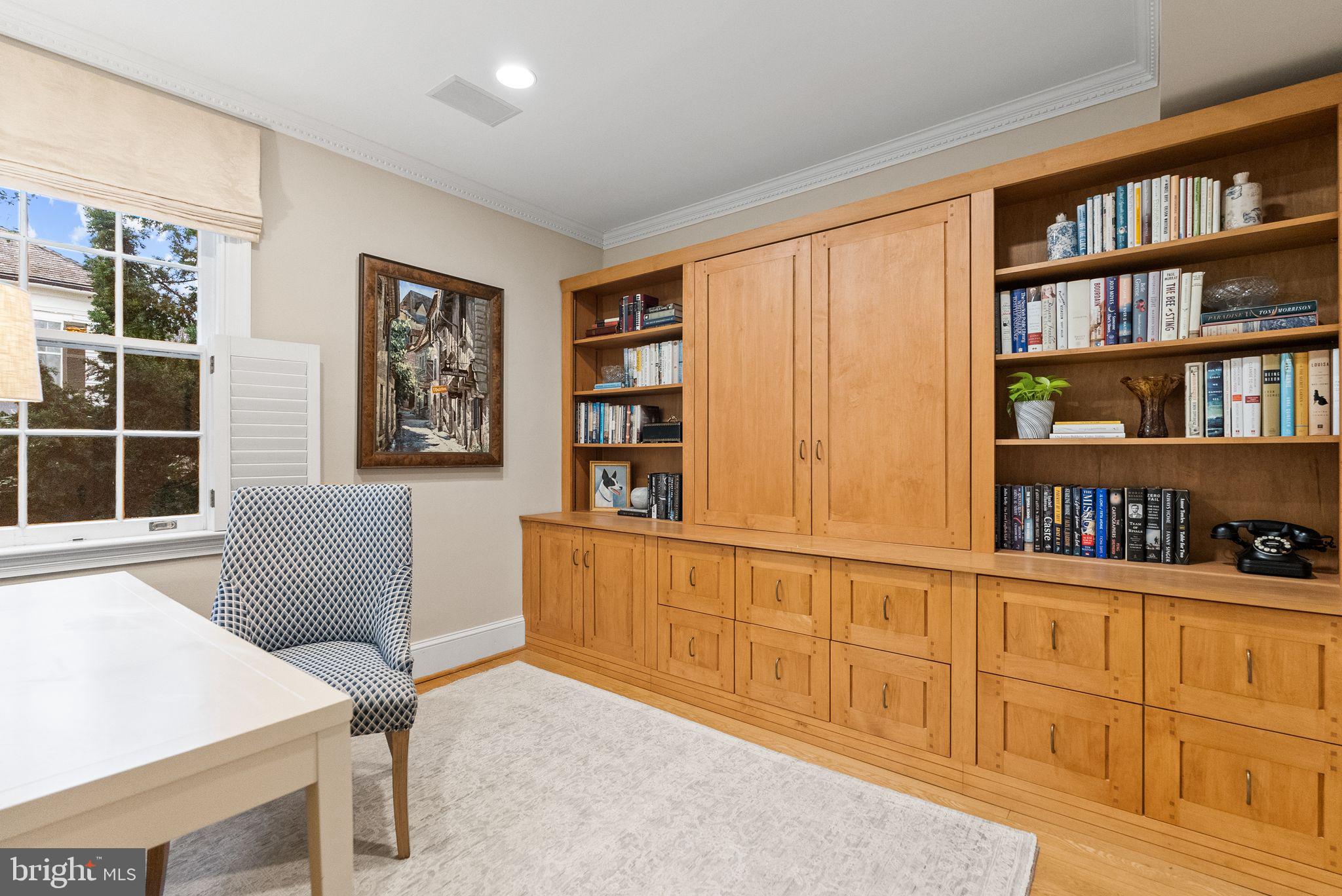 WESLEY HEIGHTS - Residential