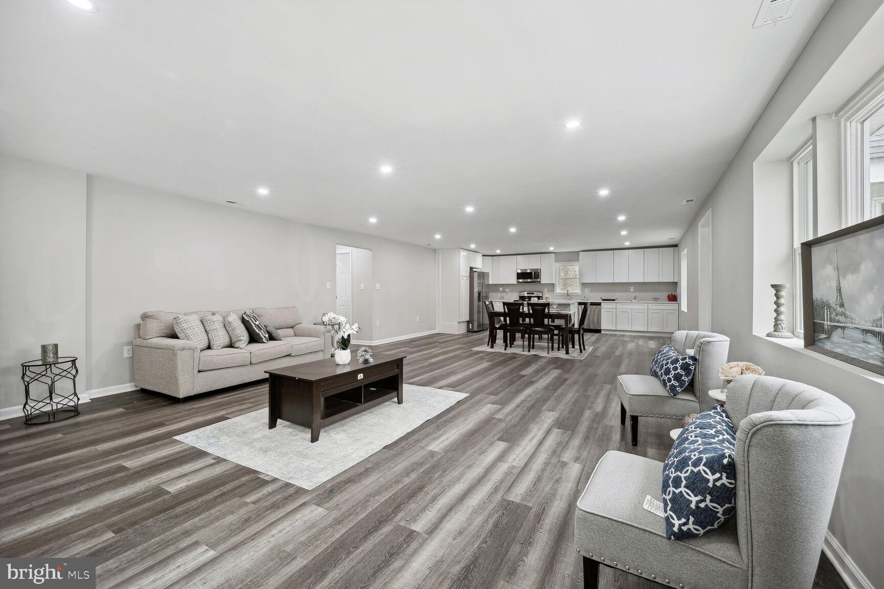 IRONSIDES - Residential