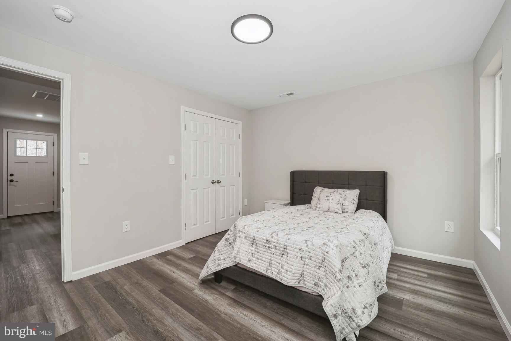 IRONSIDES - Residential