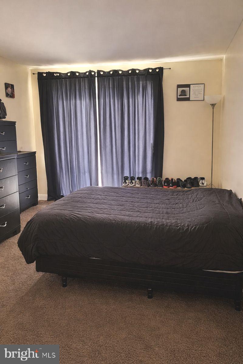 YORKTOWN - Residential