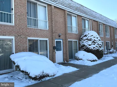 422 Brandywine Court, Warminster, PA MLS: PABU2112566