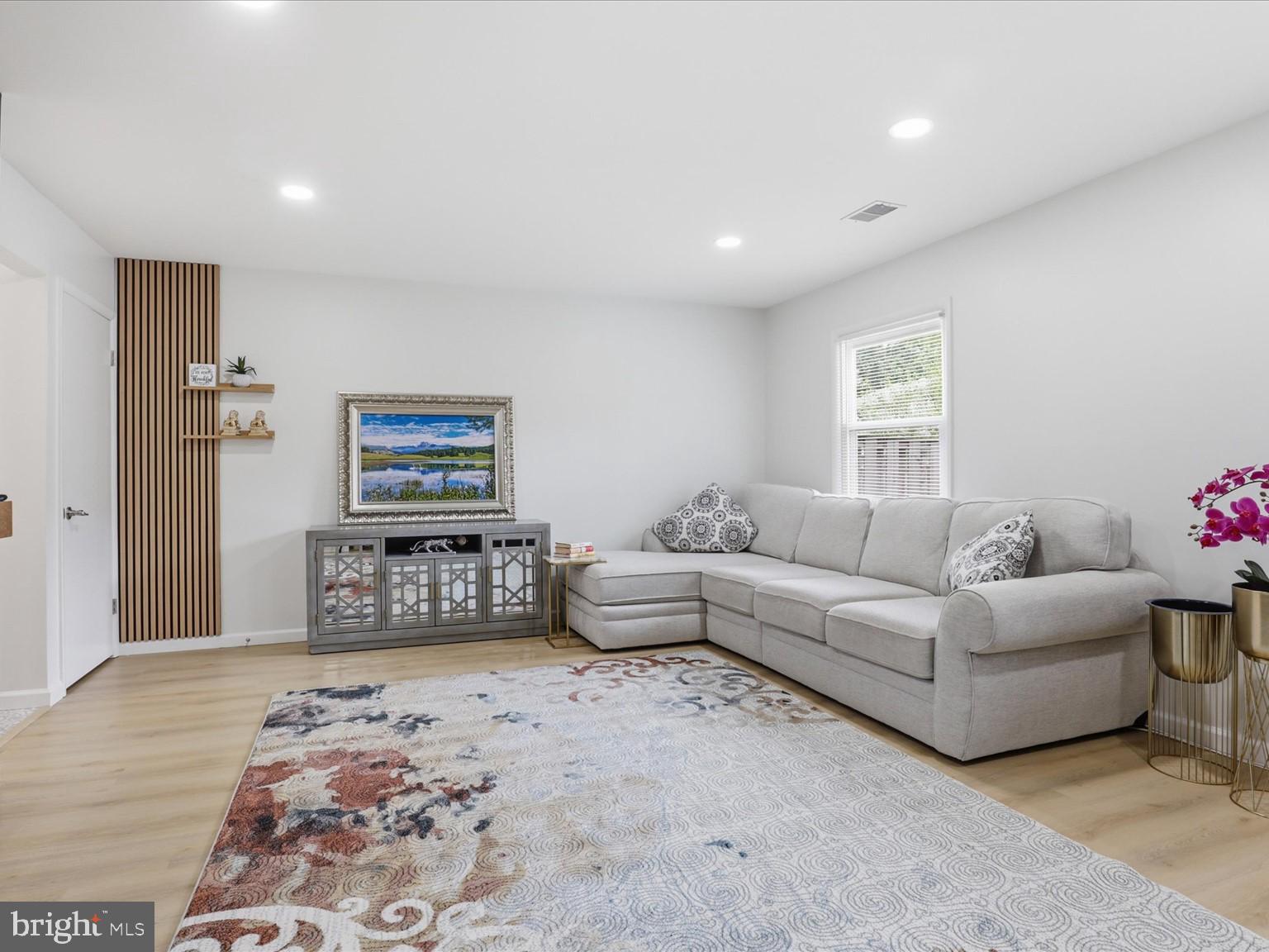 6382 PATIENCE COURT
