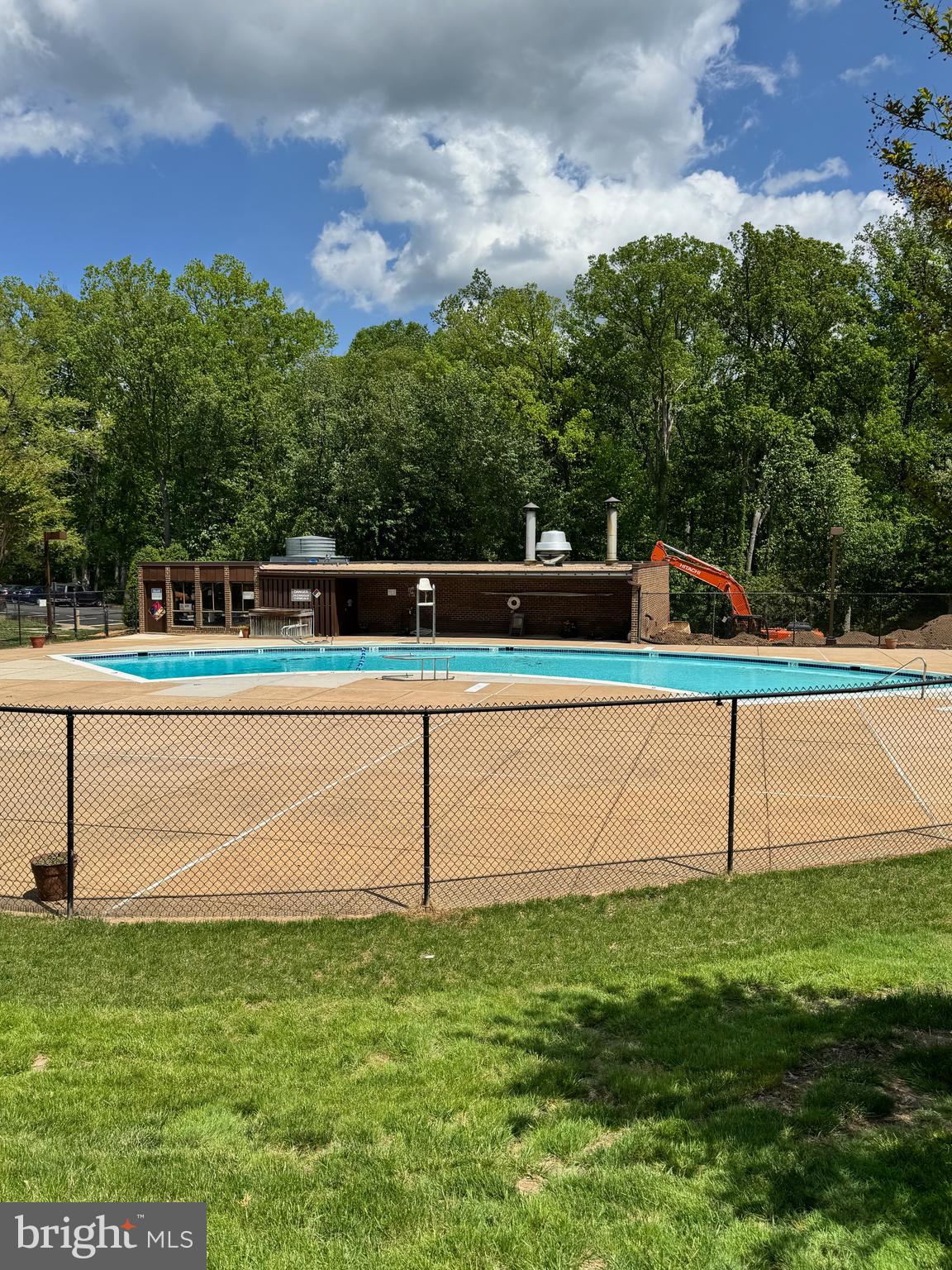 CHESTNUT GROVE - Residential Lease