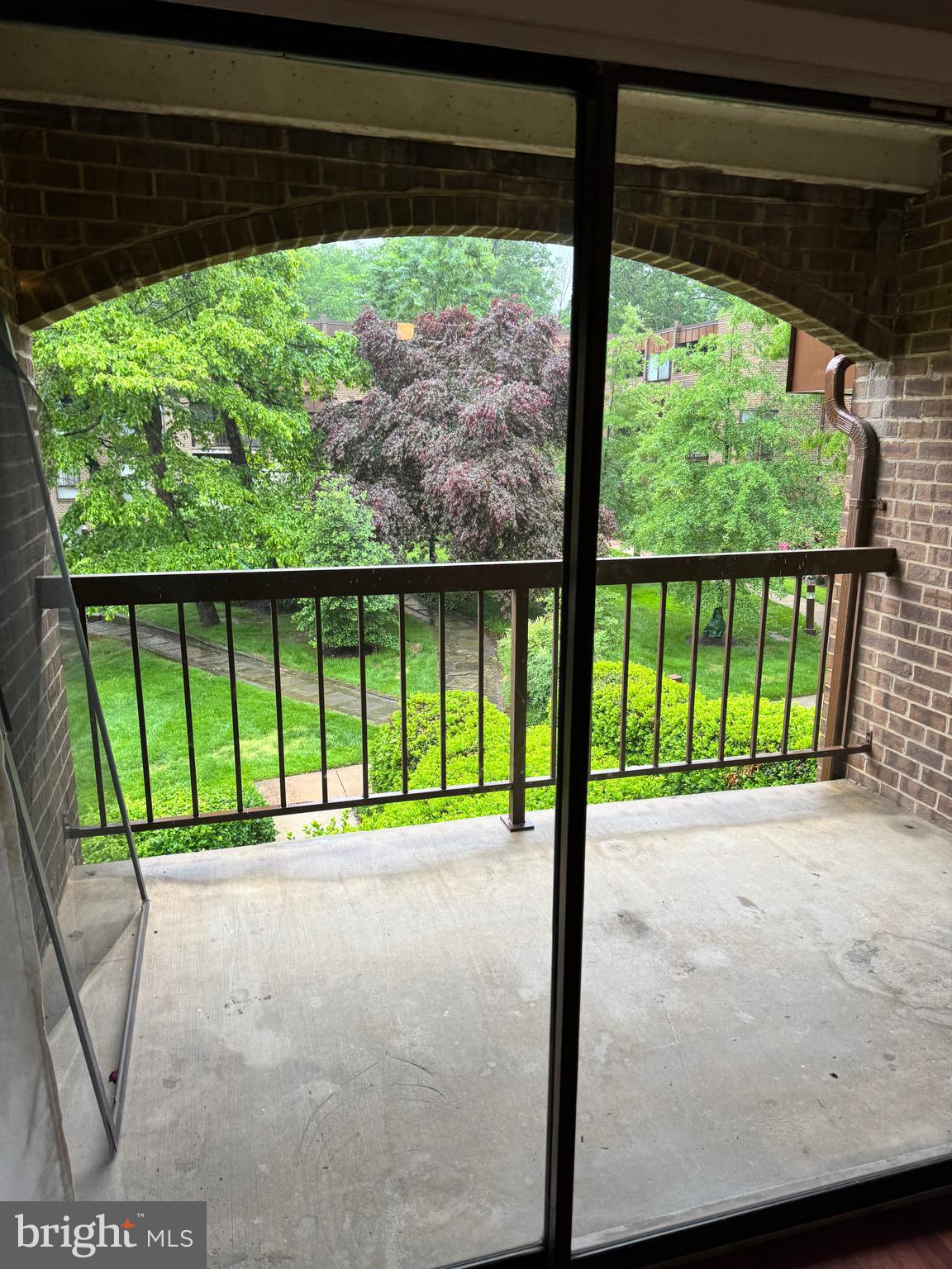 CHESTNUT GROVE - Residential Lease