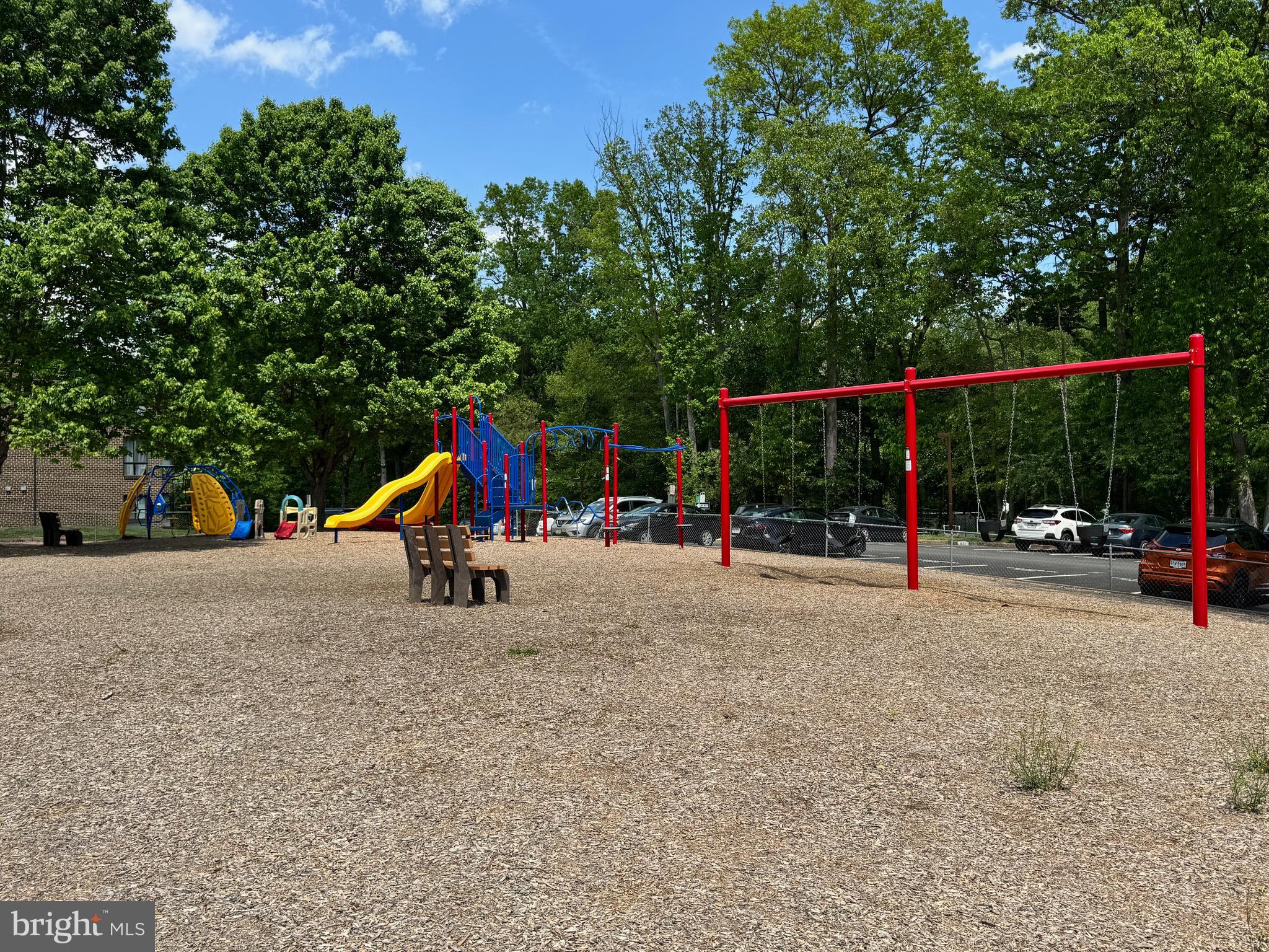 CHESTNUT GROVE - Residential Lease