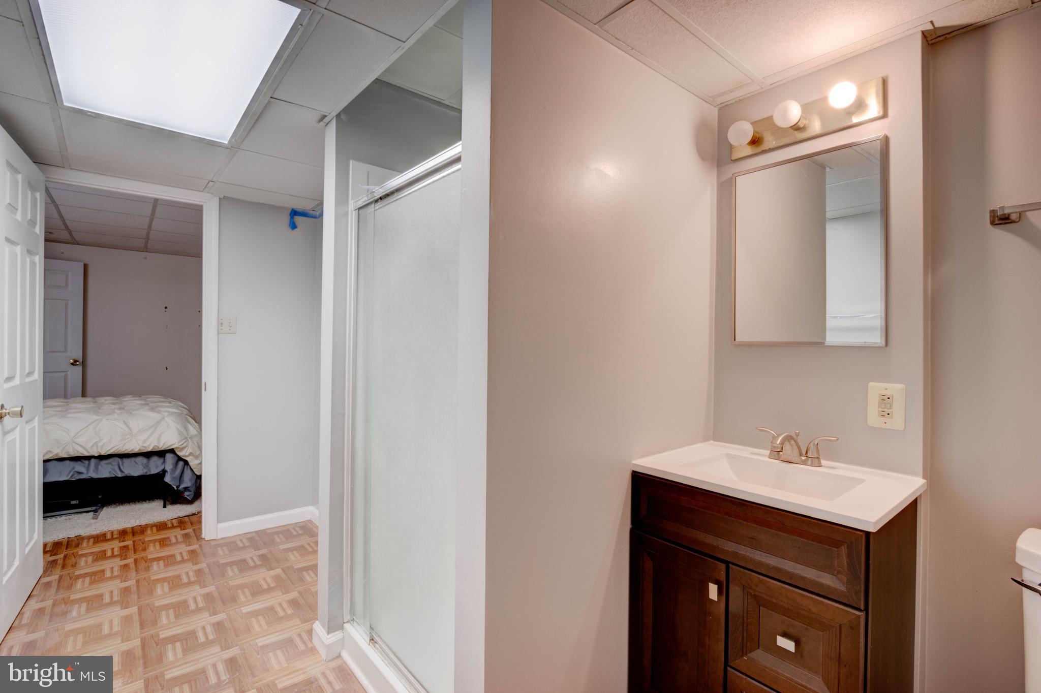 FOUNTAIN ROCK MANOR - Residential