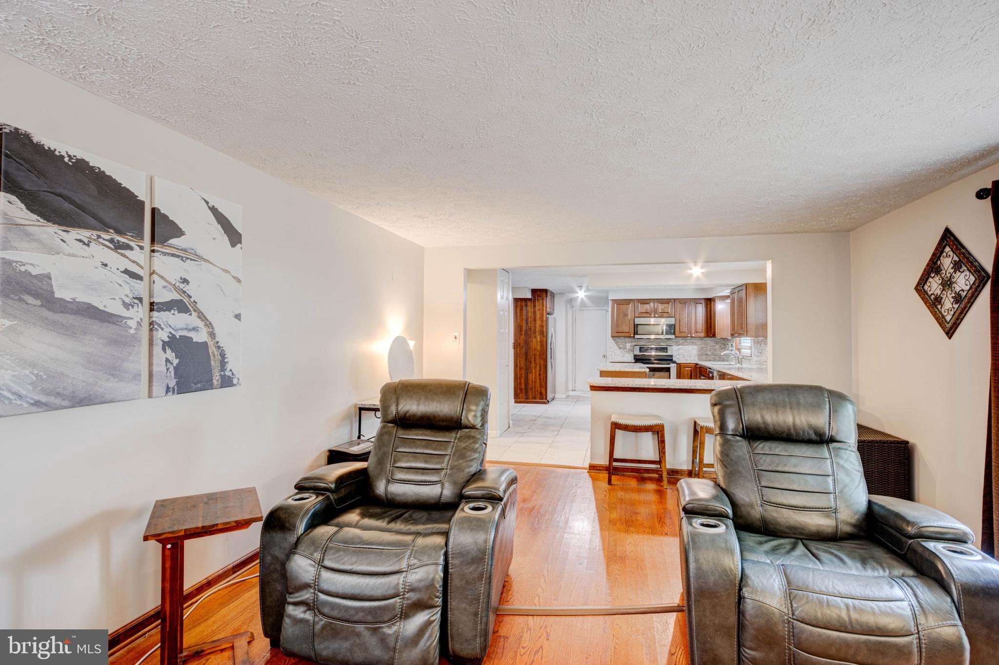 FOUNTAIN ROCK MANOR - Residential