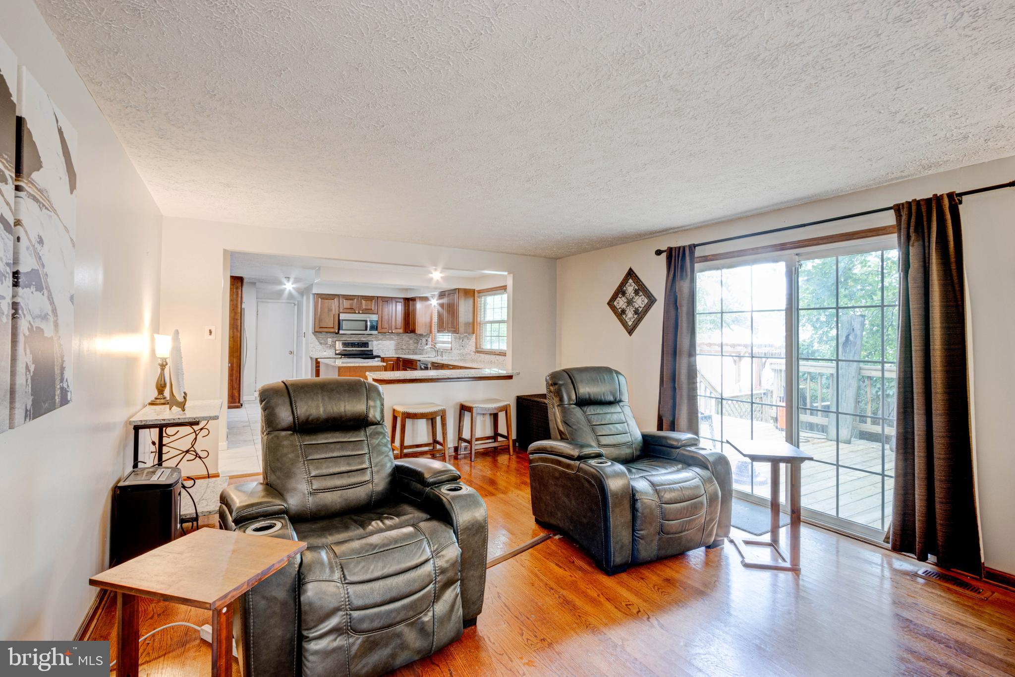 FOUNTAIN ROCK MANOR - Residential