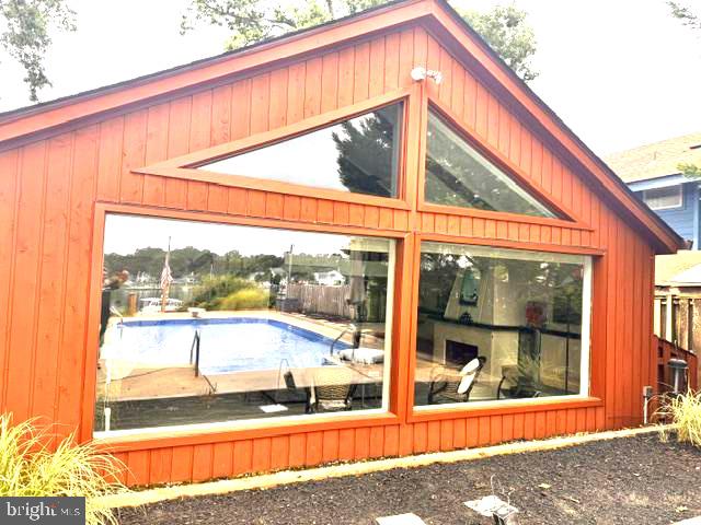 360 NORTH DRIVE