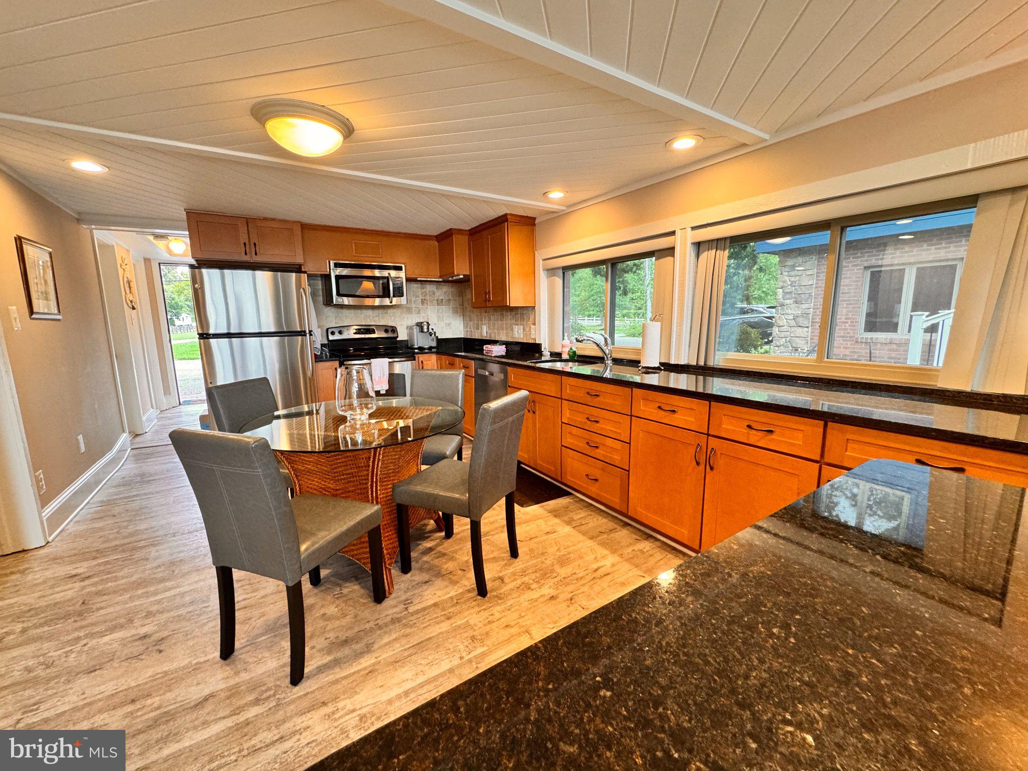 360 NORTH DRIVE