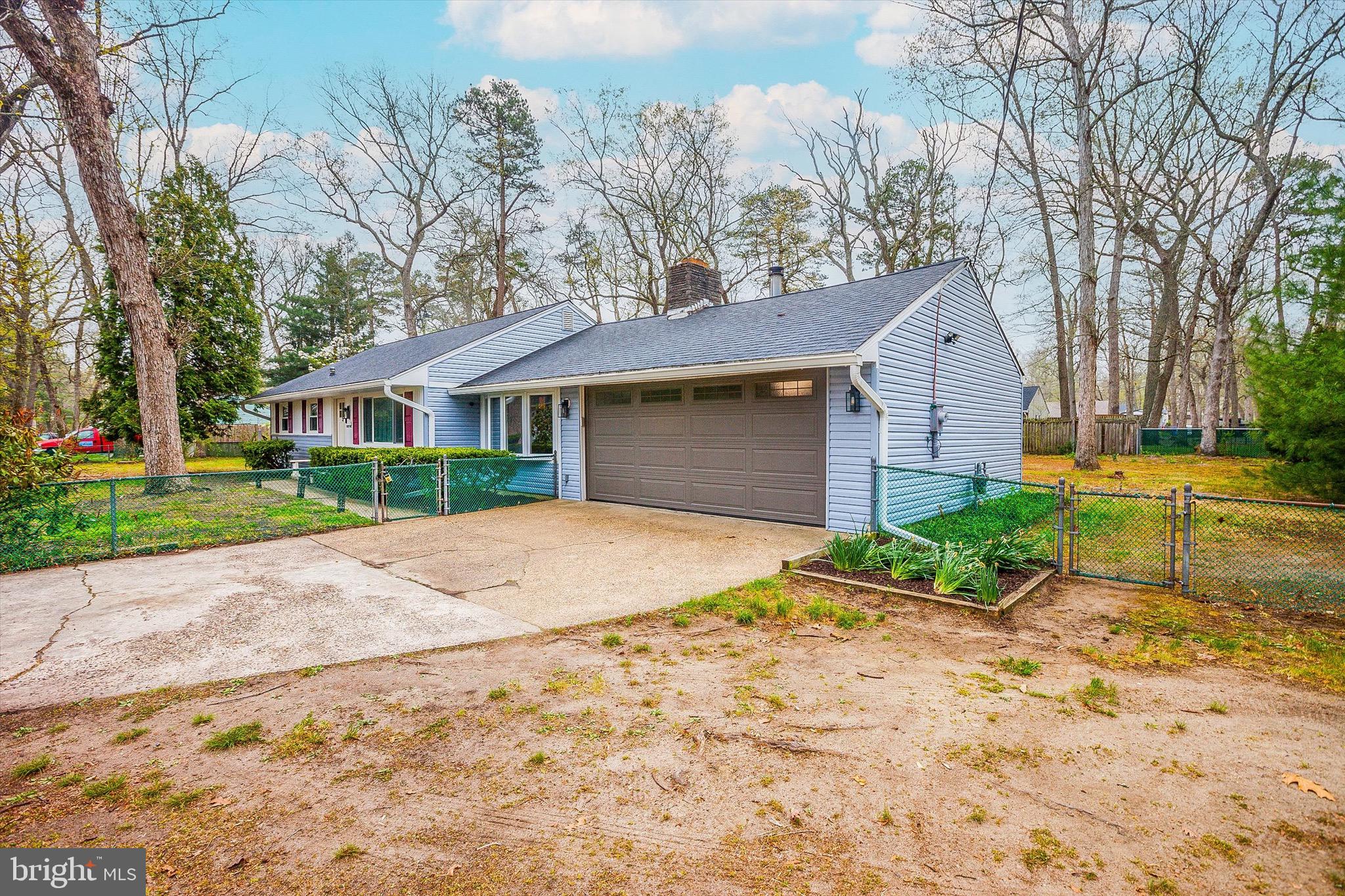 5 HOLLY AVENUE